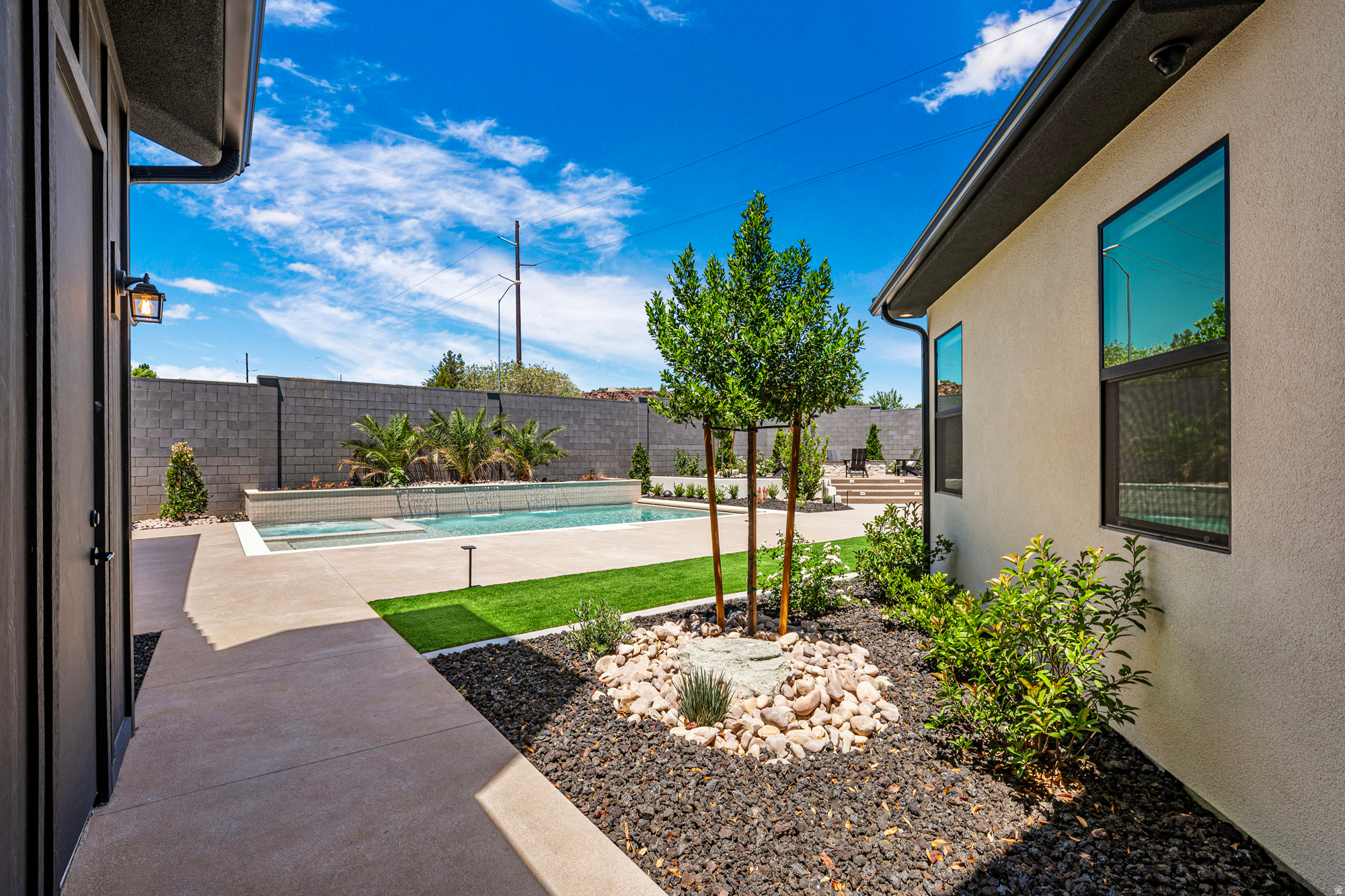 SUNIVA - Residential