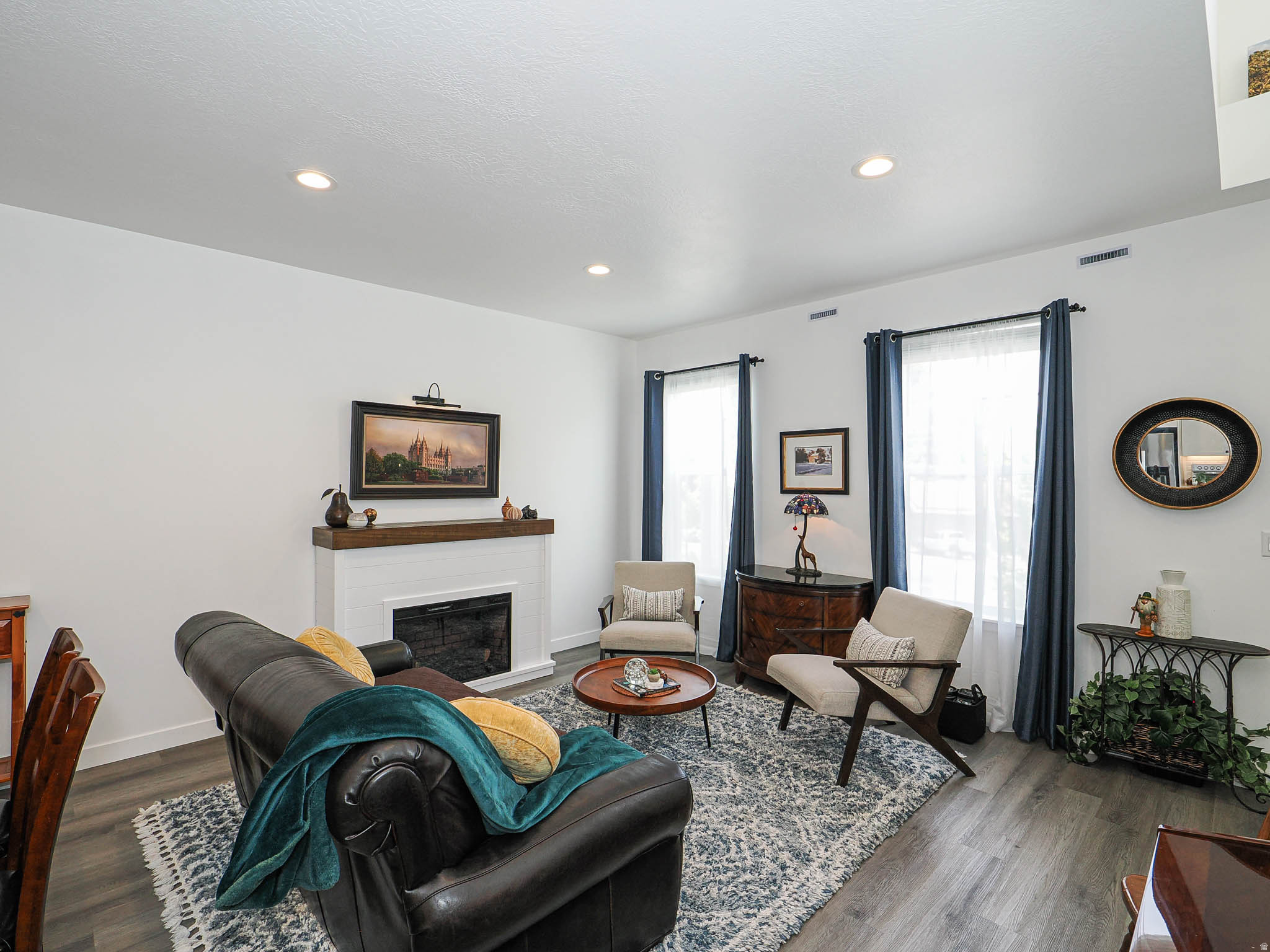 5TH & ORCHARD - Residential