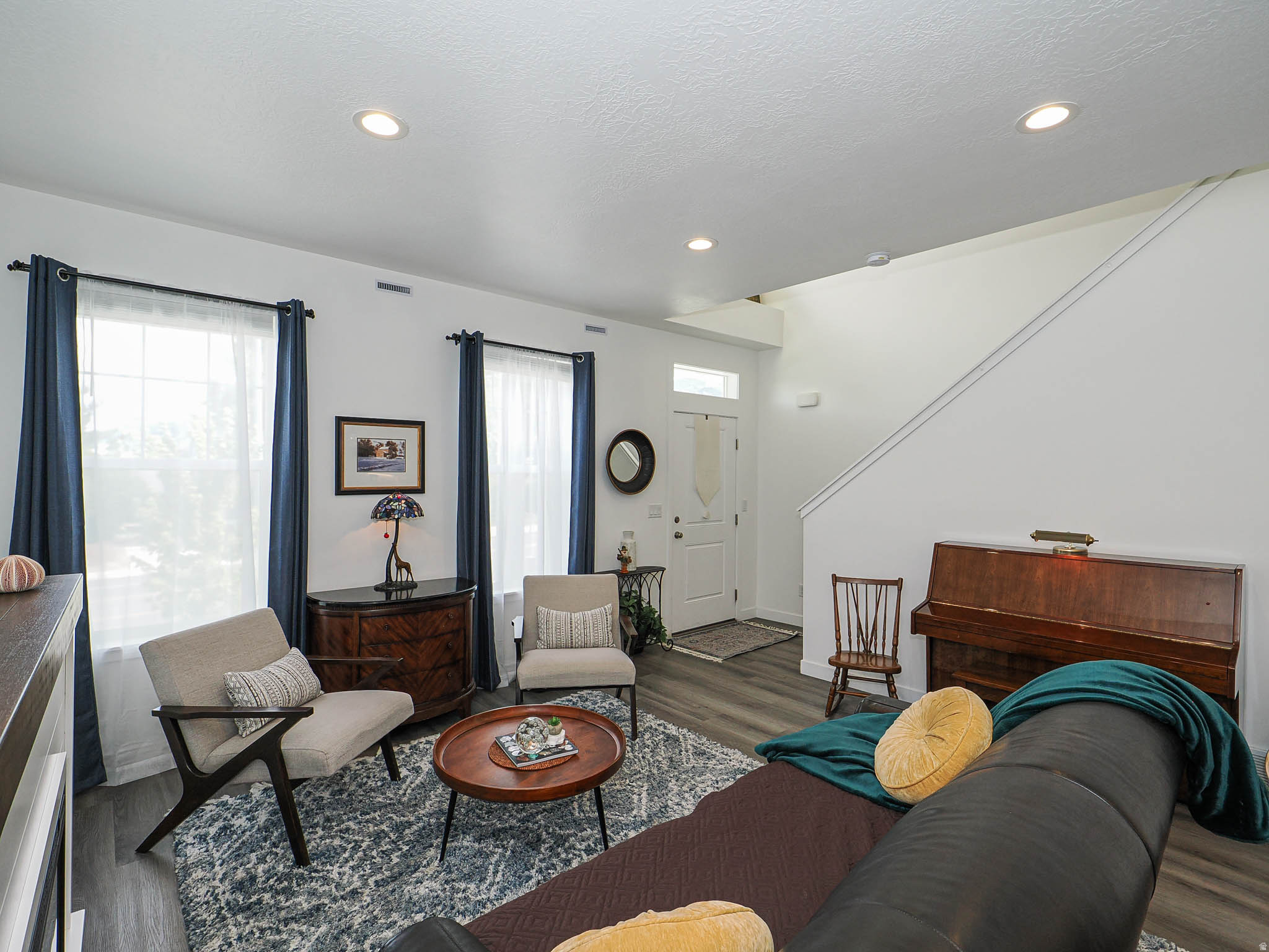 5TH & ORCHARD - Residential