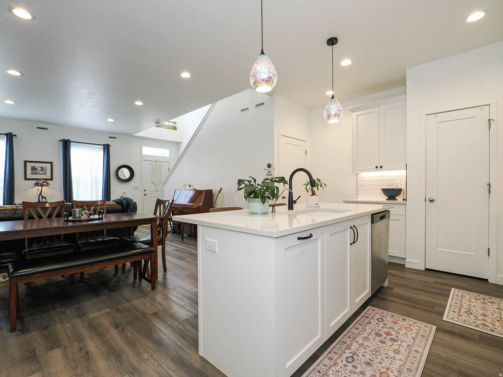 5TH & ORCHARD - Residential