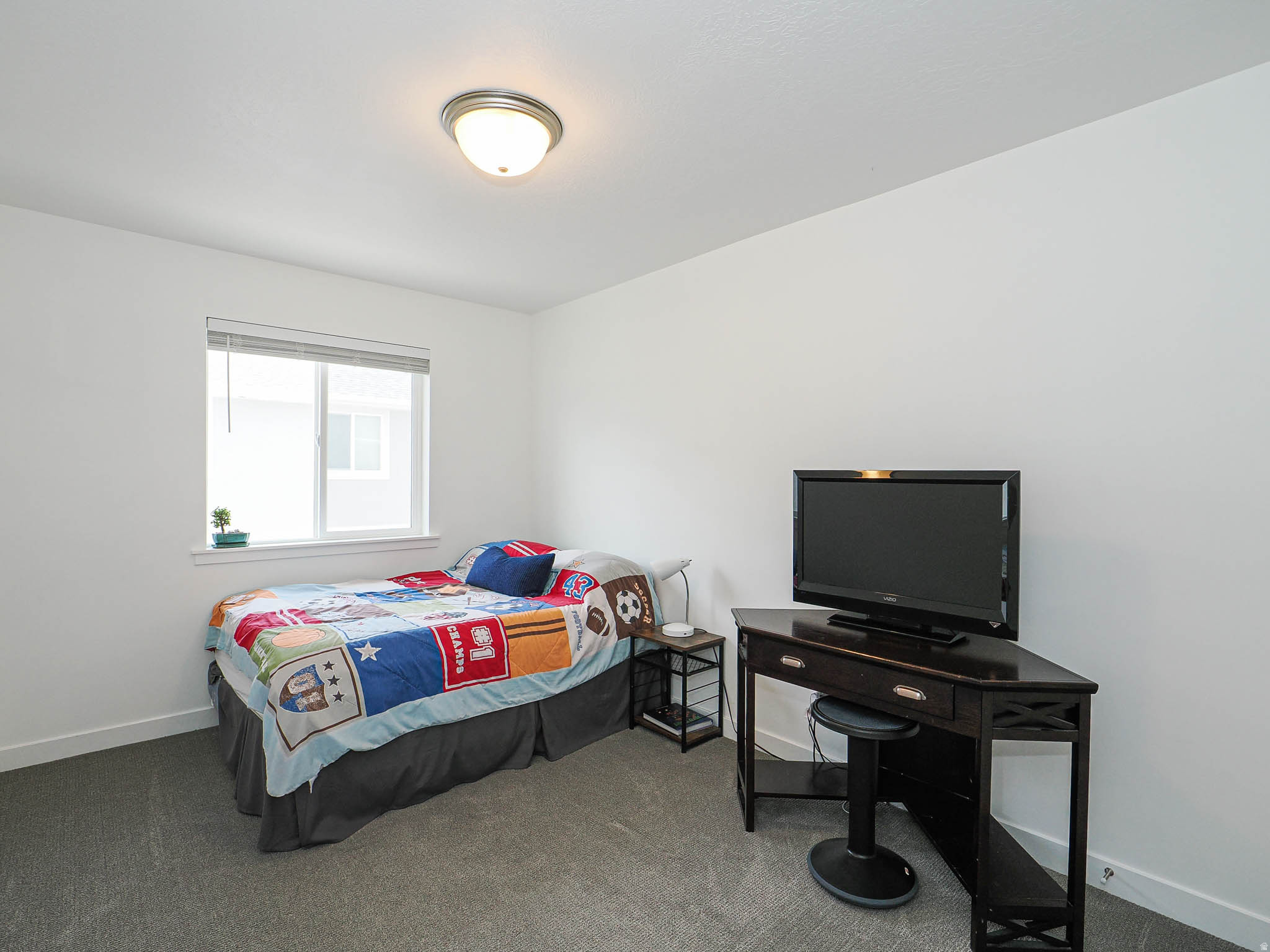 5TH & ORCHARD - Residential