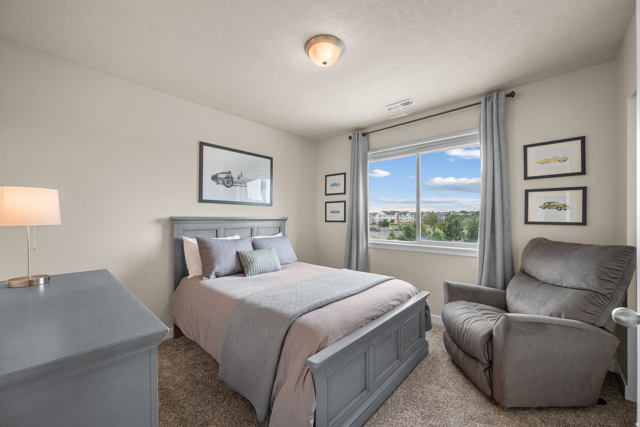EAST RIVERWALK - Residential
