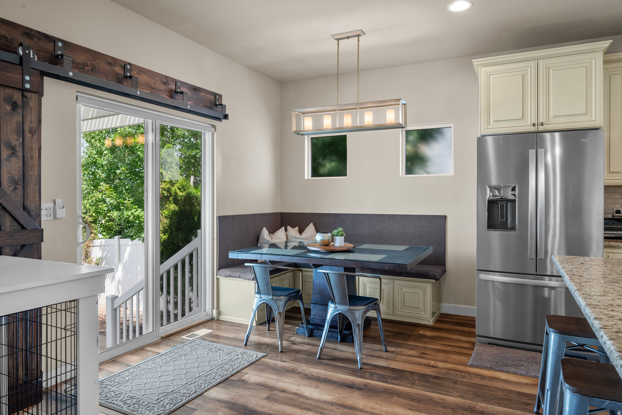 EAST RIVERWALK - Residential