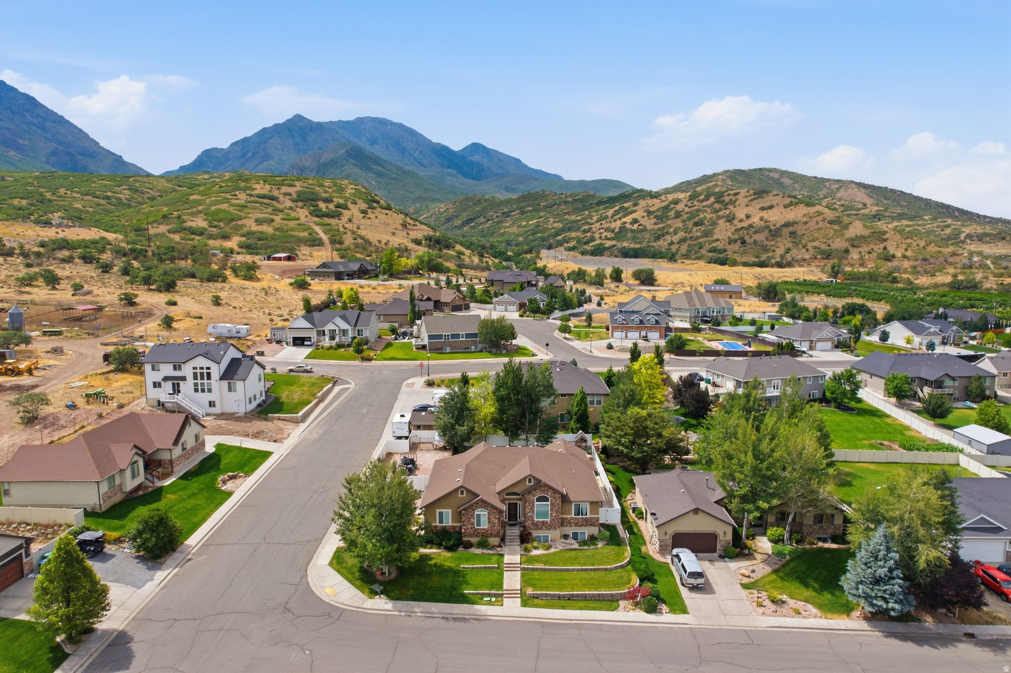 COUNTRYSIDE ESTATES - Residential