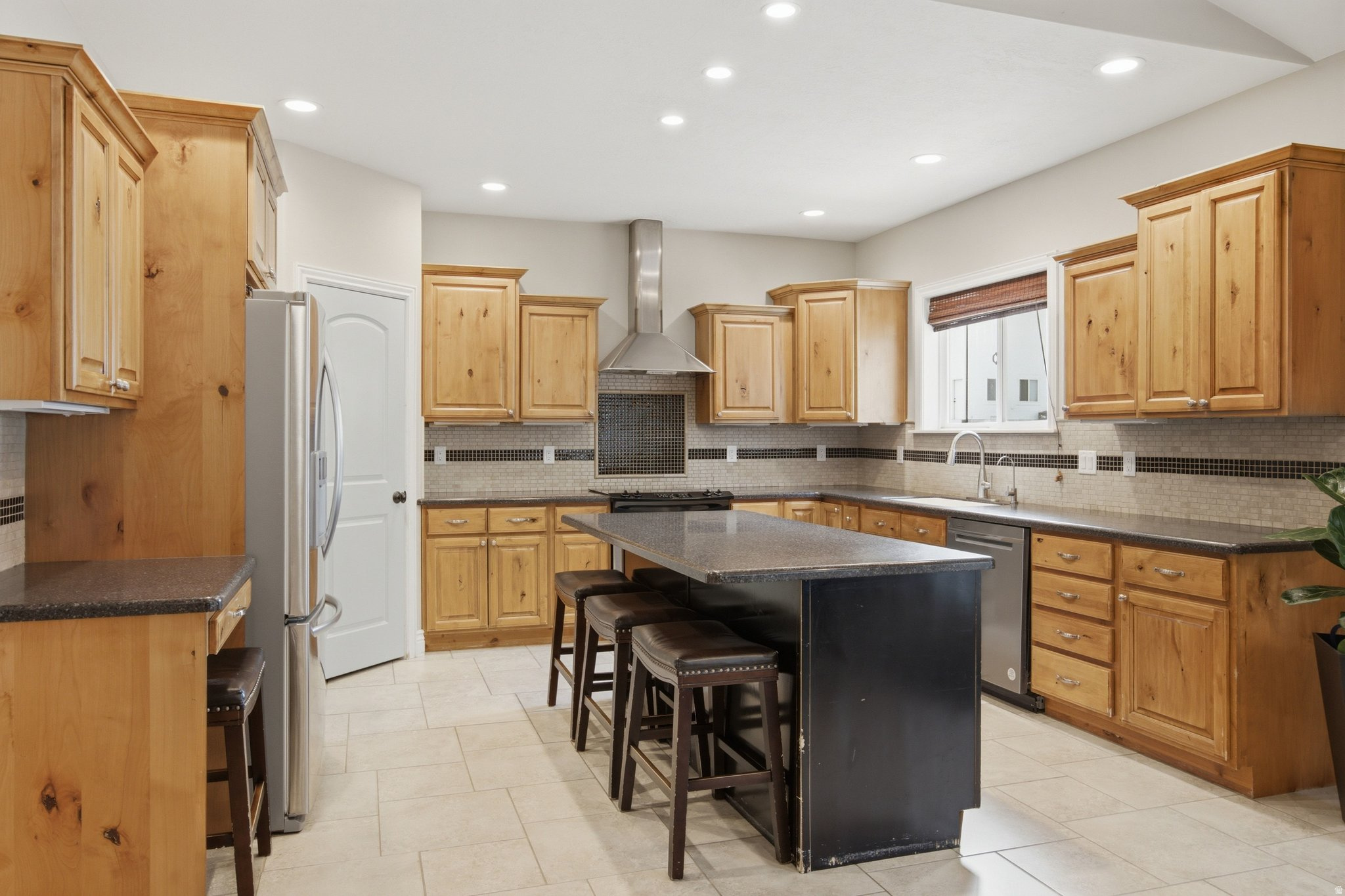 COUNTRYSIDE ESTATES - Residential
