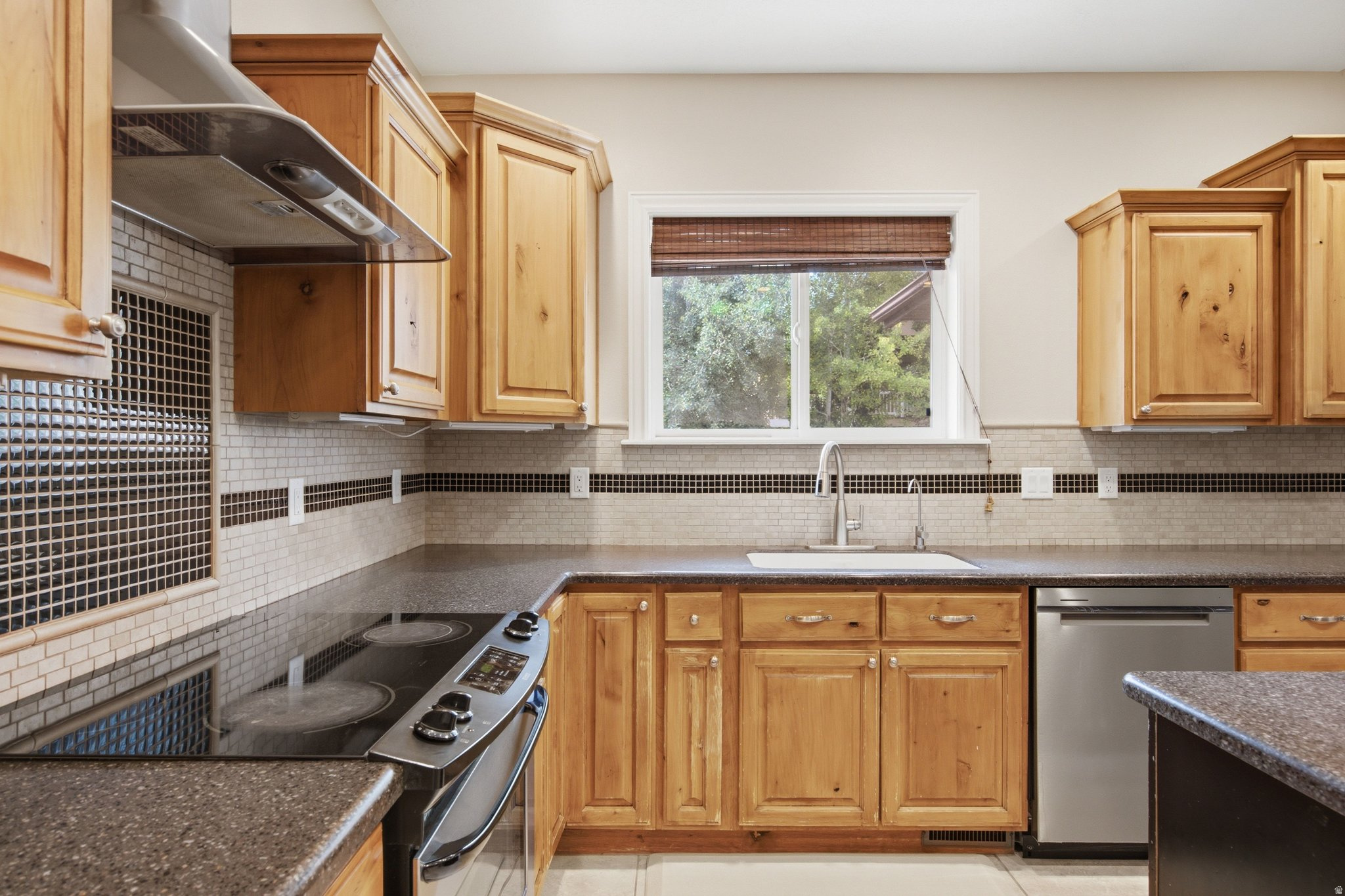 COUNTRYSIDE ESTATES - Residential