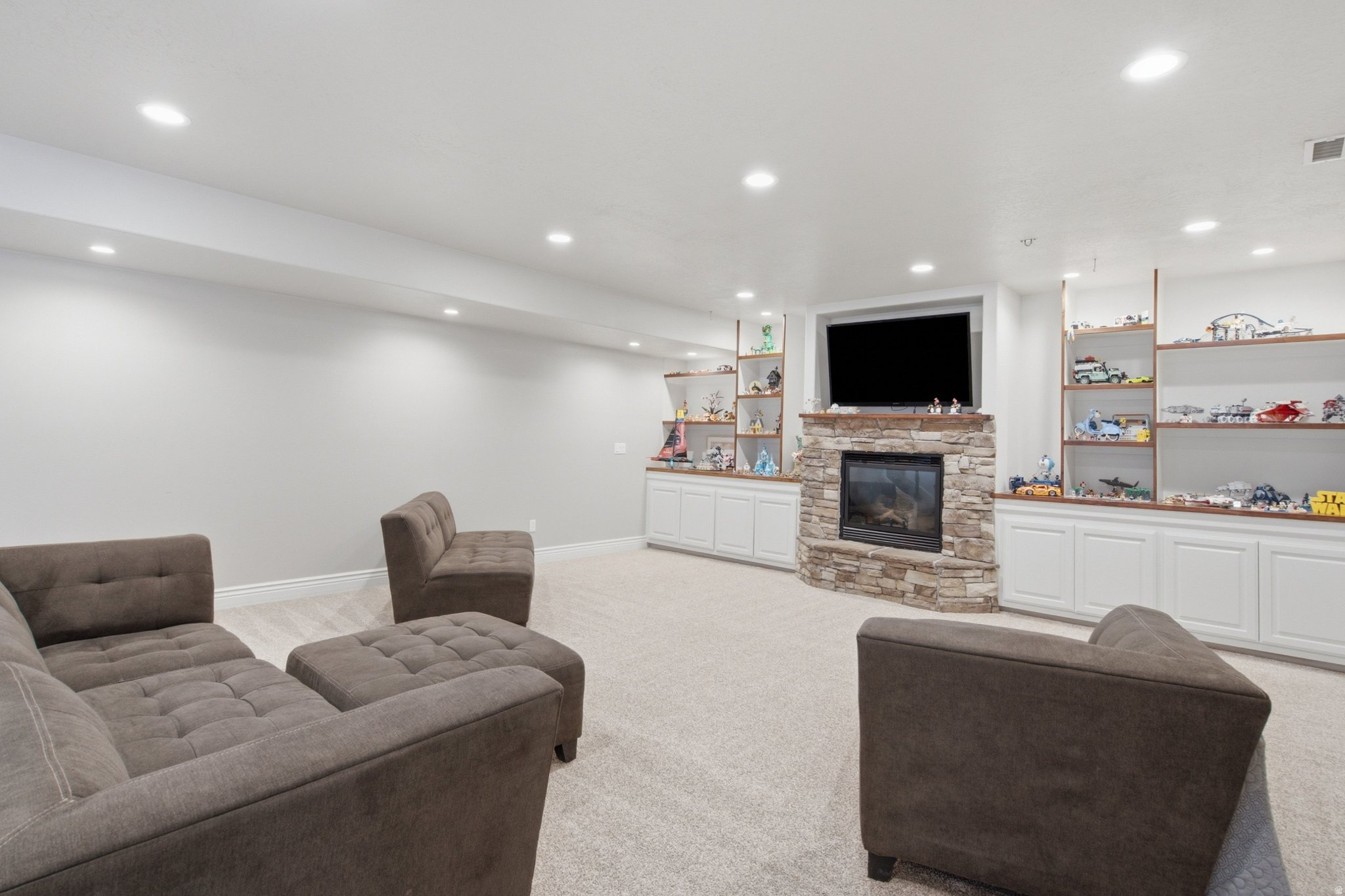 COUNTRYSIDE ESTATES - Residential