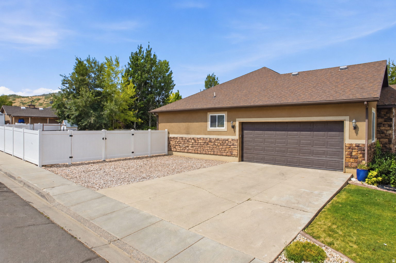 COUNTRYSIDE ESTATES - Residential