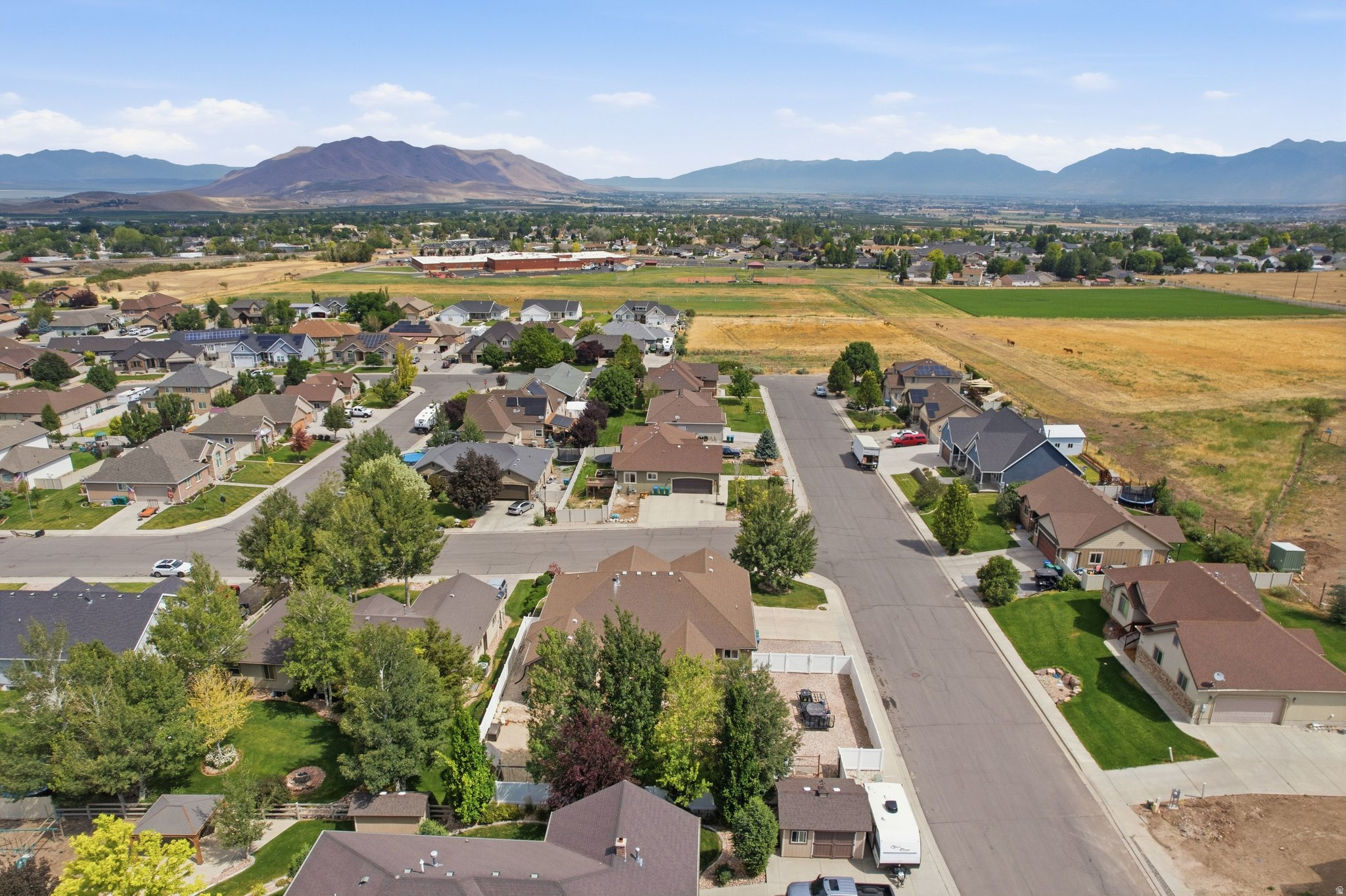 COUNTRYSIDE ESTATES - Residential
