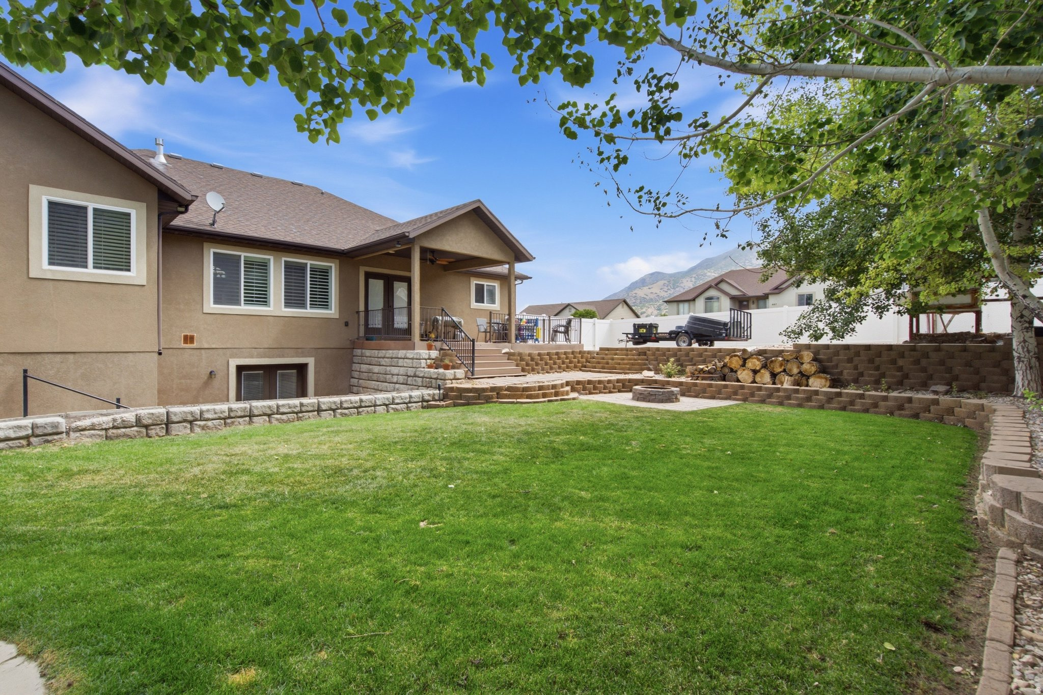 COUNTRYSIDE ESTATES - Residential