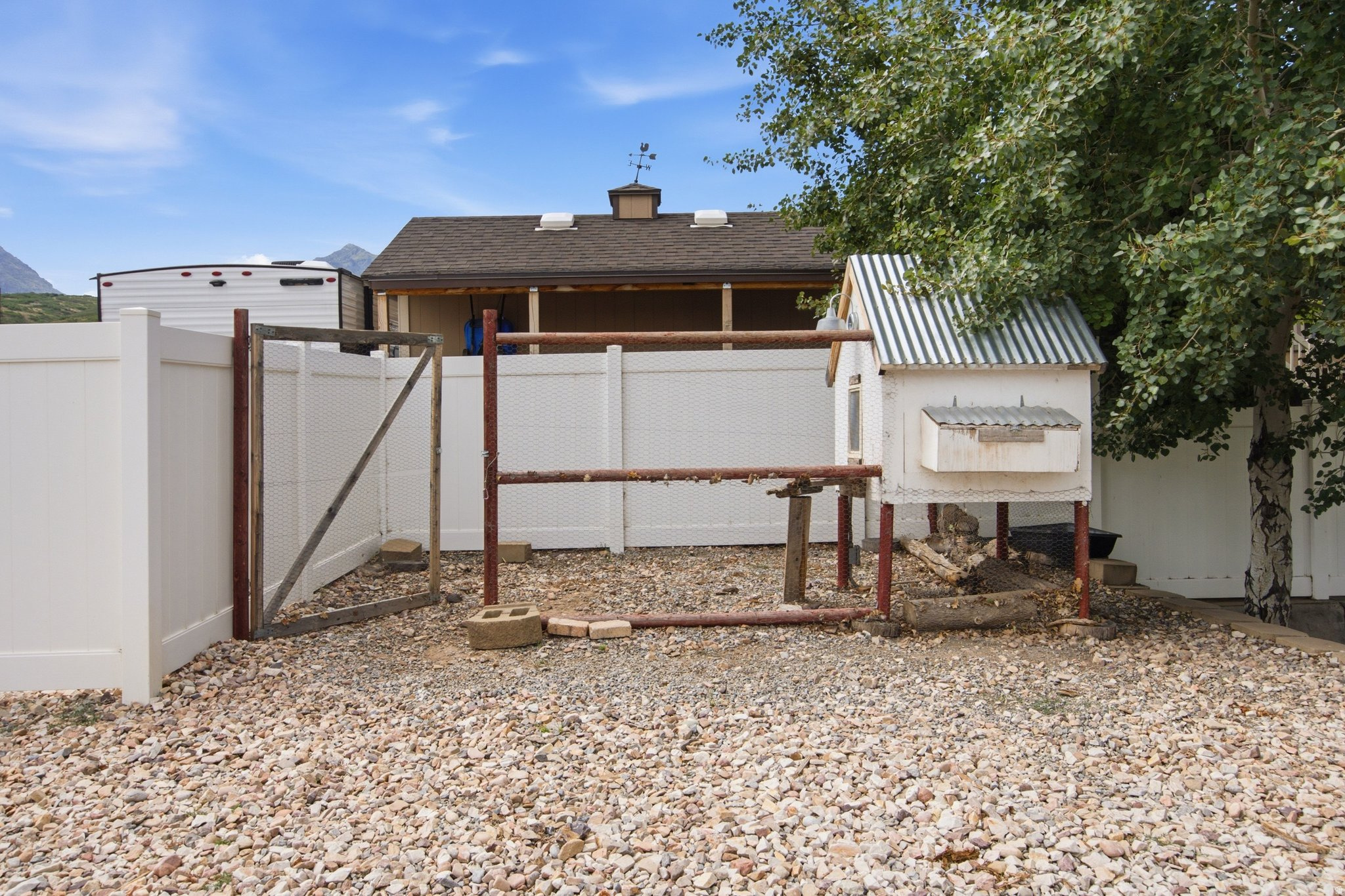 COUNTRYSIDE ESTATES - Residential