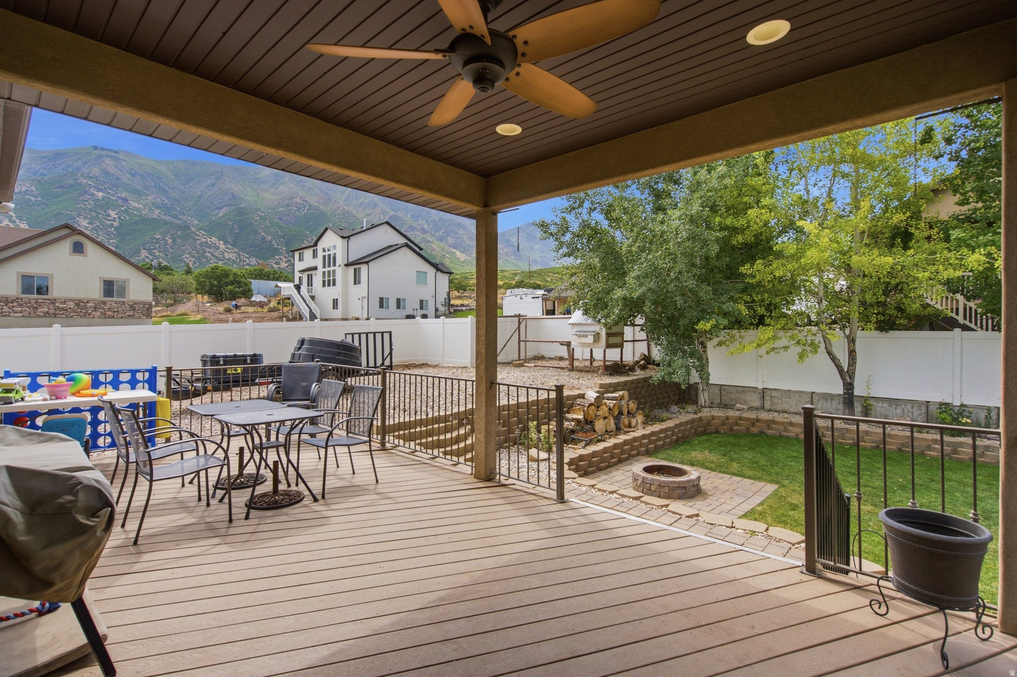 COUNTRYSIDE ESTATES - Residential