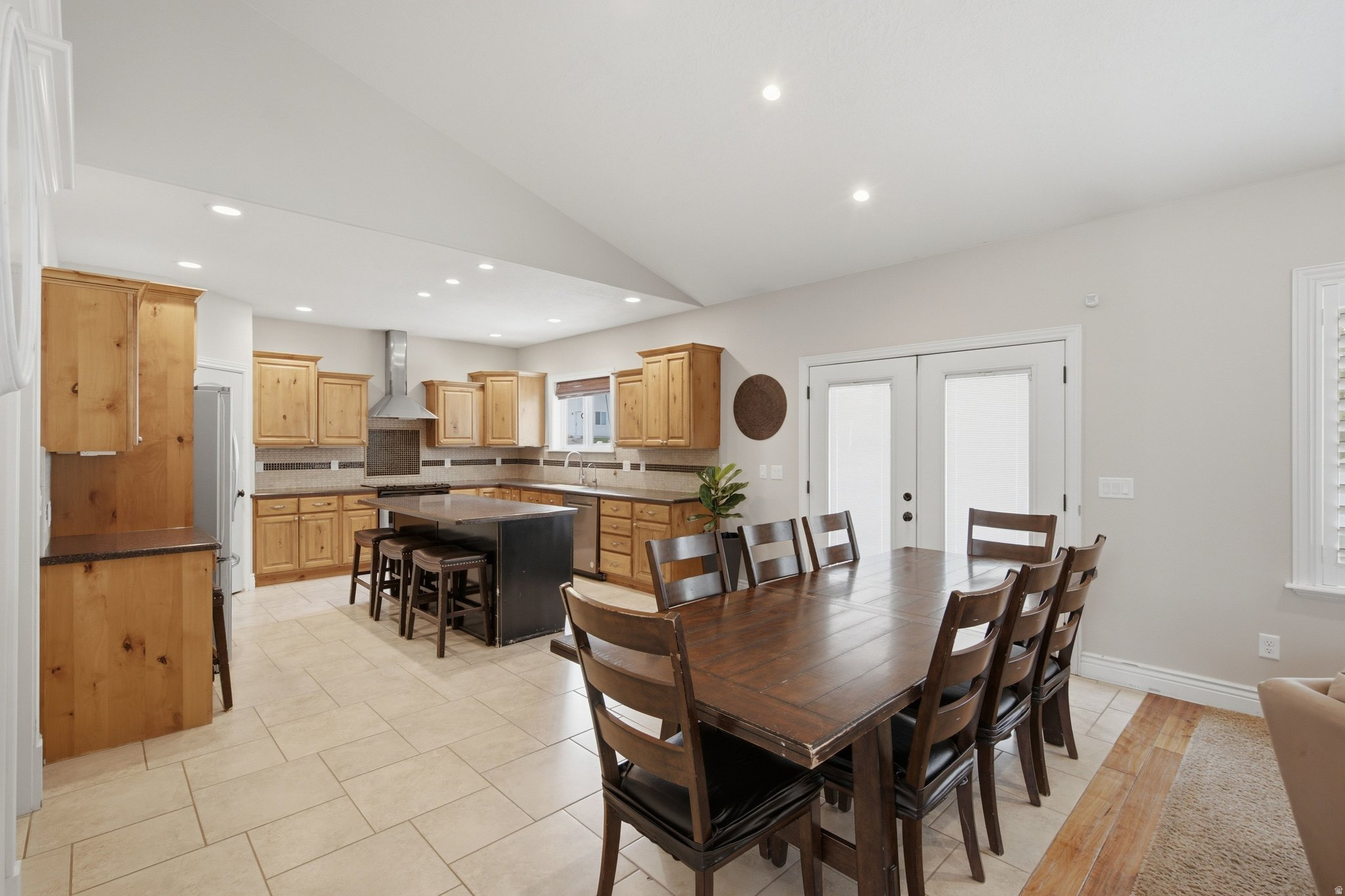 COUNTRYSIDE ESTATES - Residential