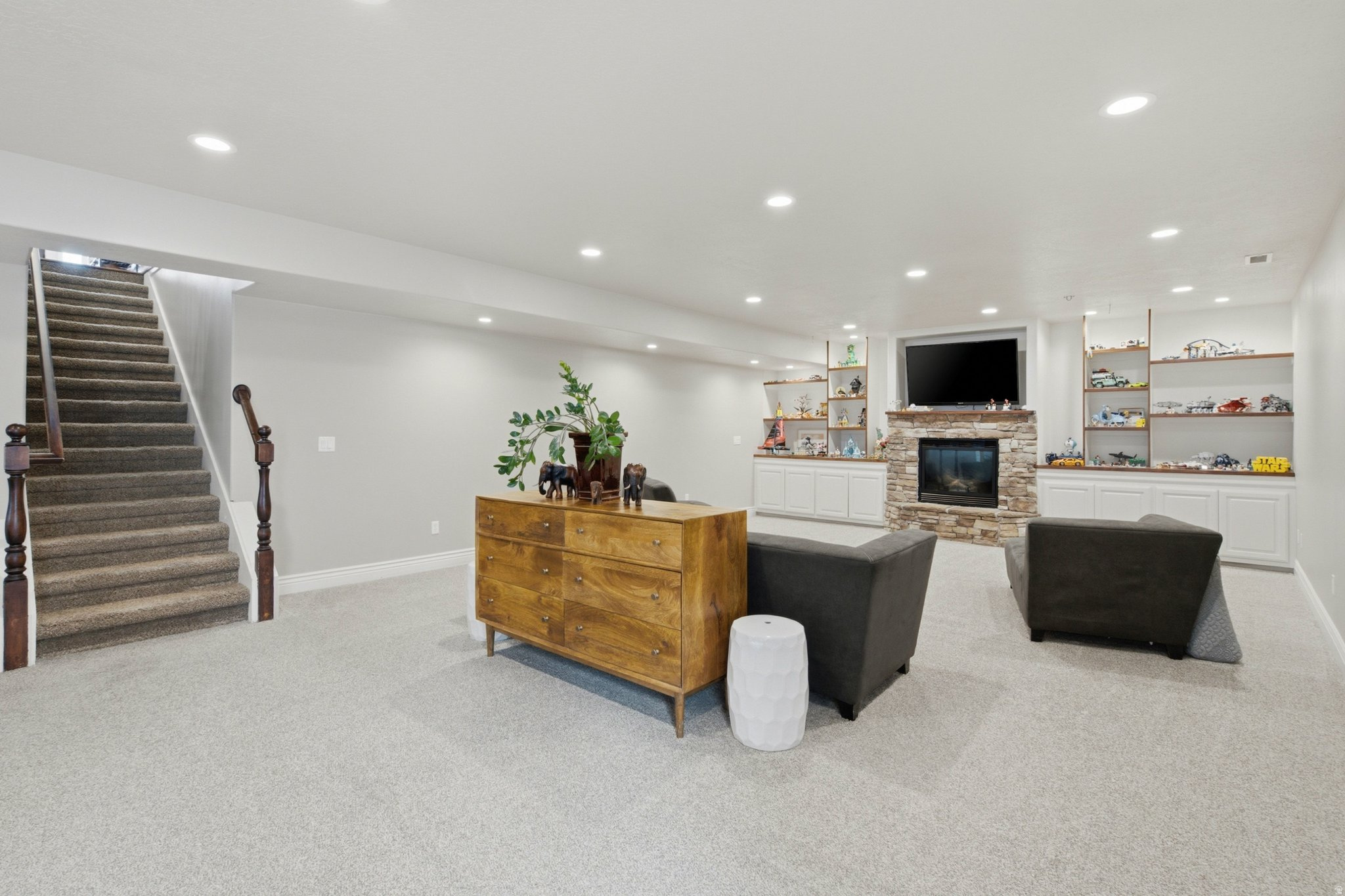 COUNTRYSIDE ESTATES - Residential