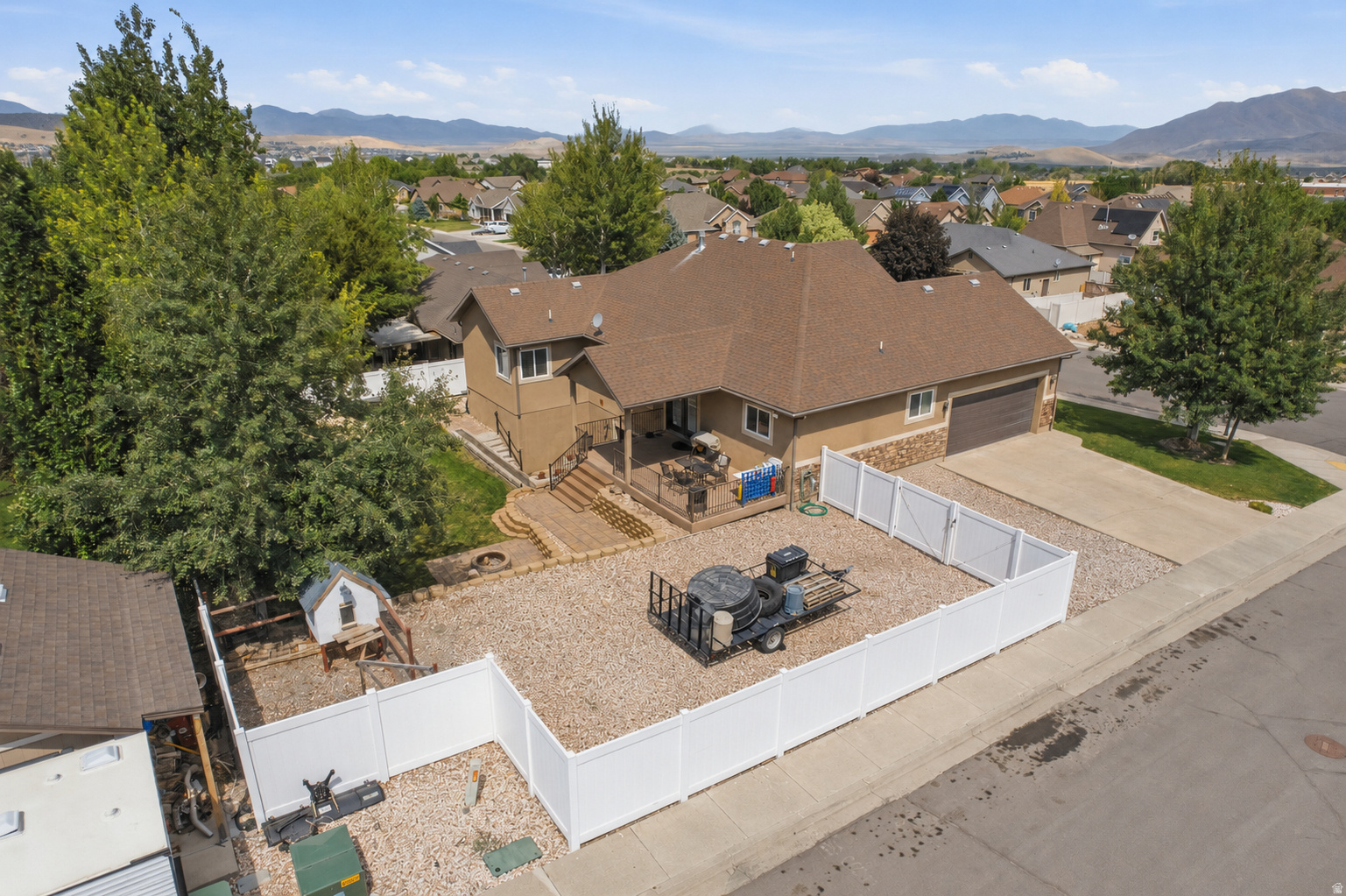 COUNTRYSIDE ESTATES - Residential