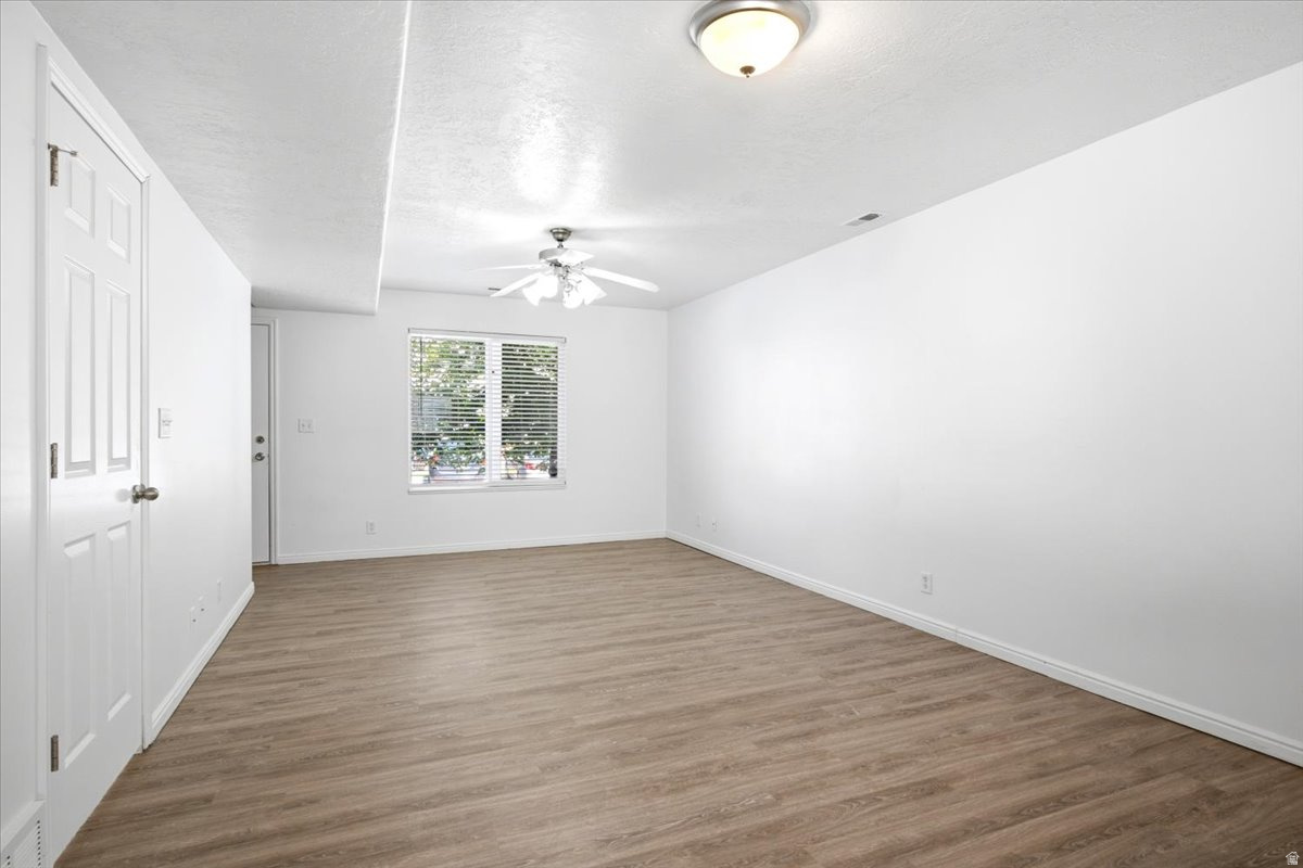 CANYON WOODS - Residential