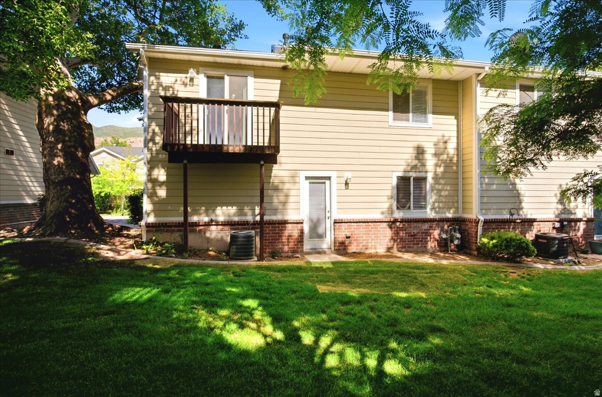 CANYON WOODS - Residential
