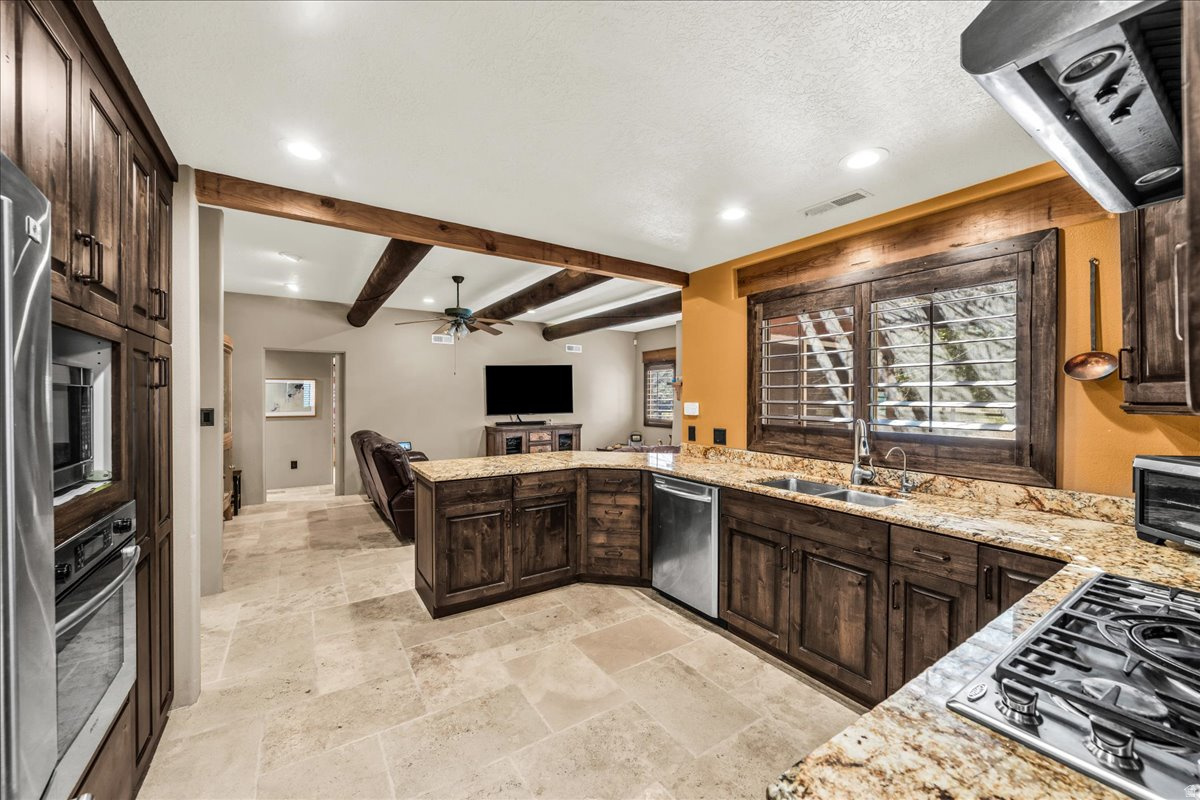 PINION HILLS 2 - Residential