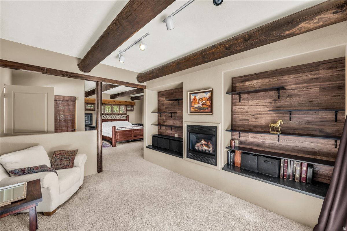 PINION HILLS 2 - Residential