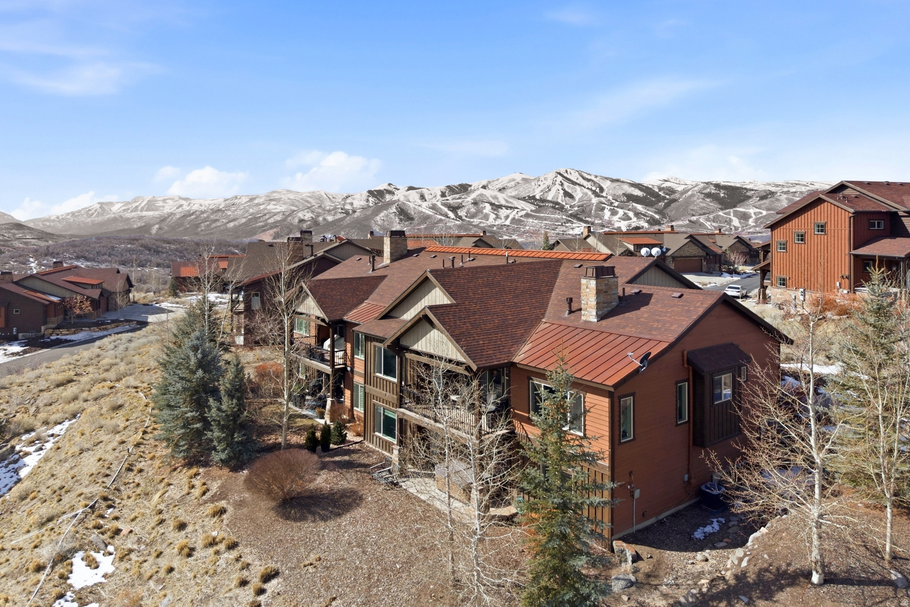 RUSTLER AT HIDEOUT - Residential
