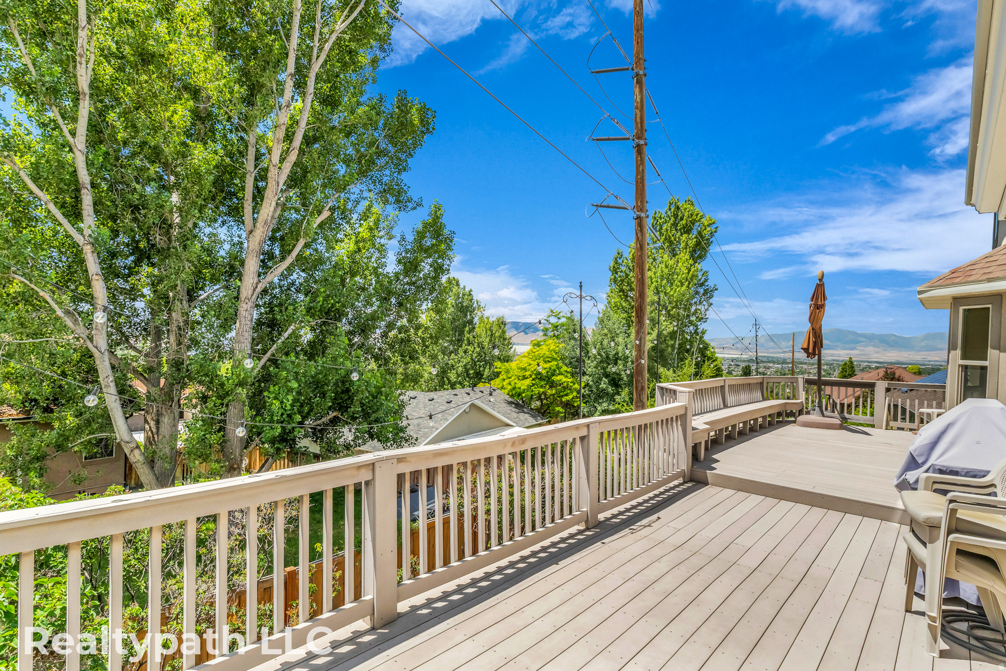 MAHOGANY RIDGE - Residential