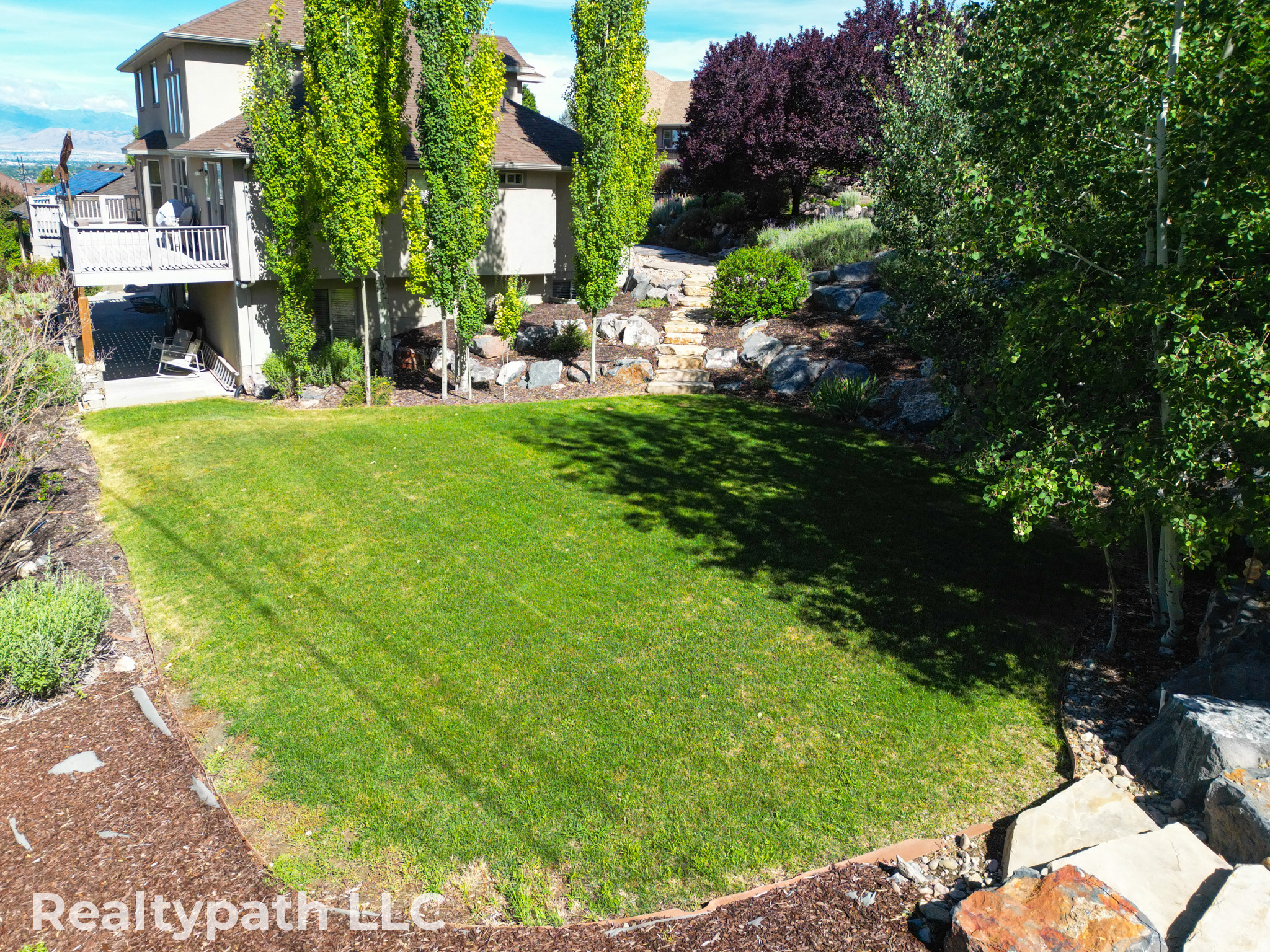 MAHOGANY RIDGE - Residential