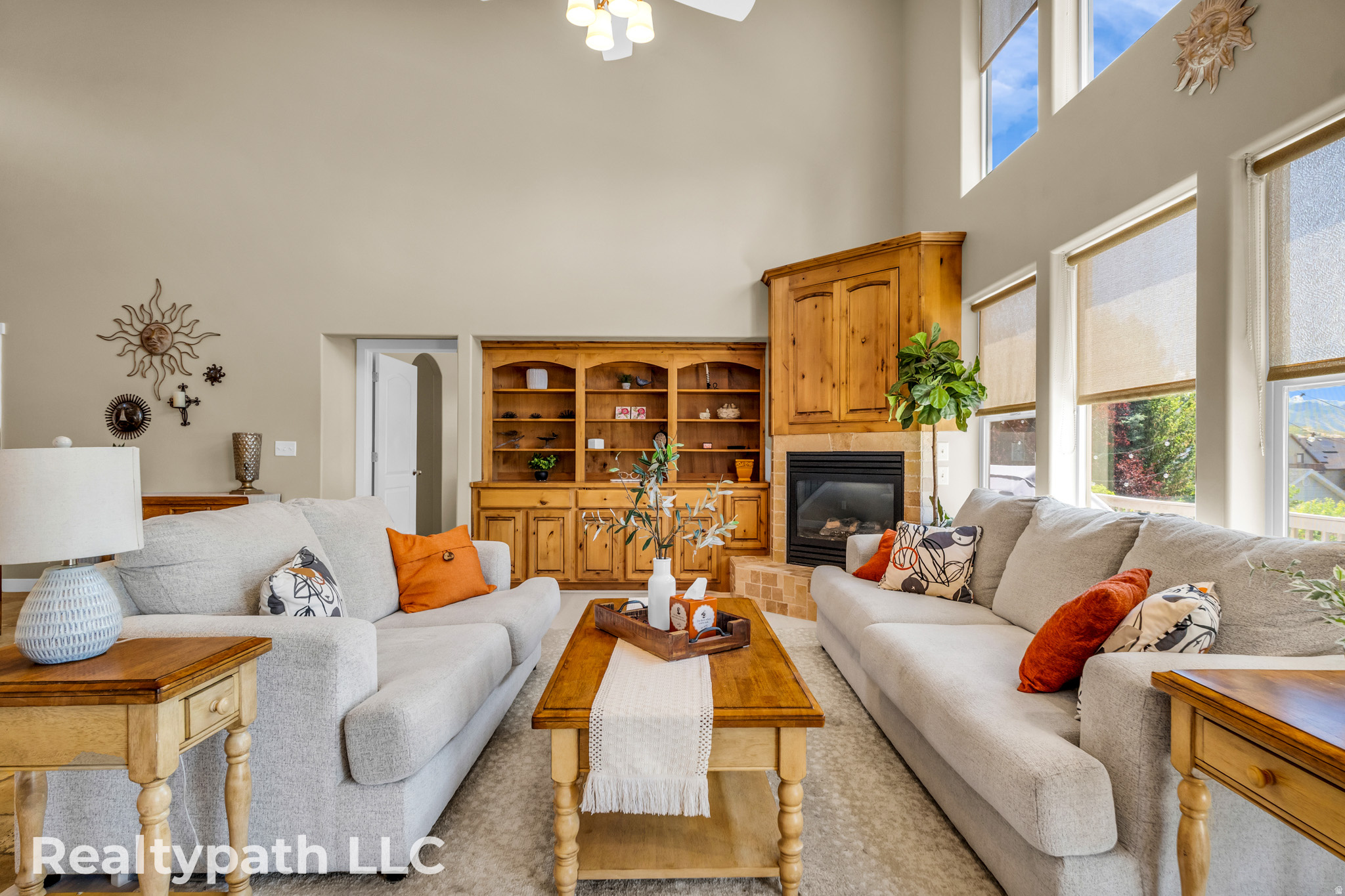 MAHOGANY RIDGE - Residential