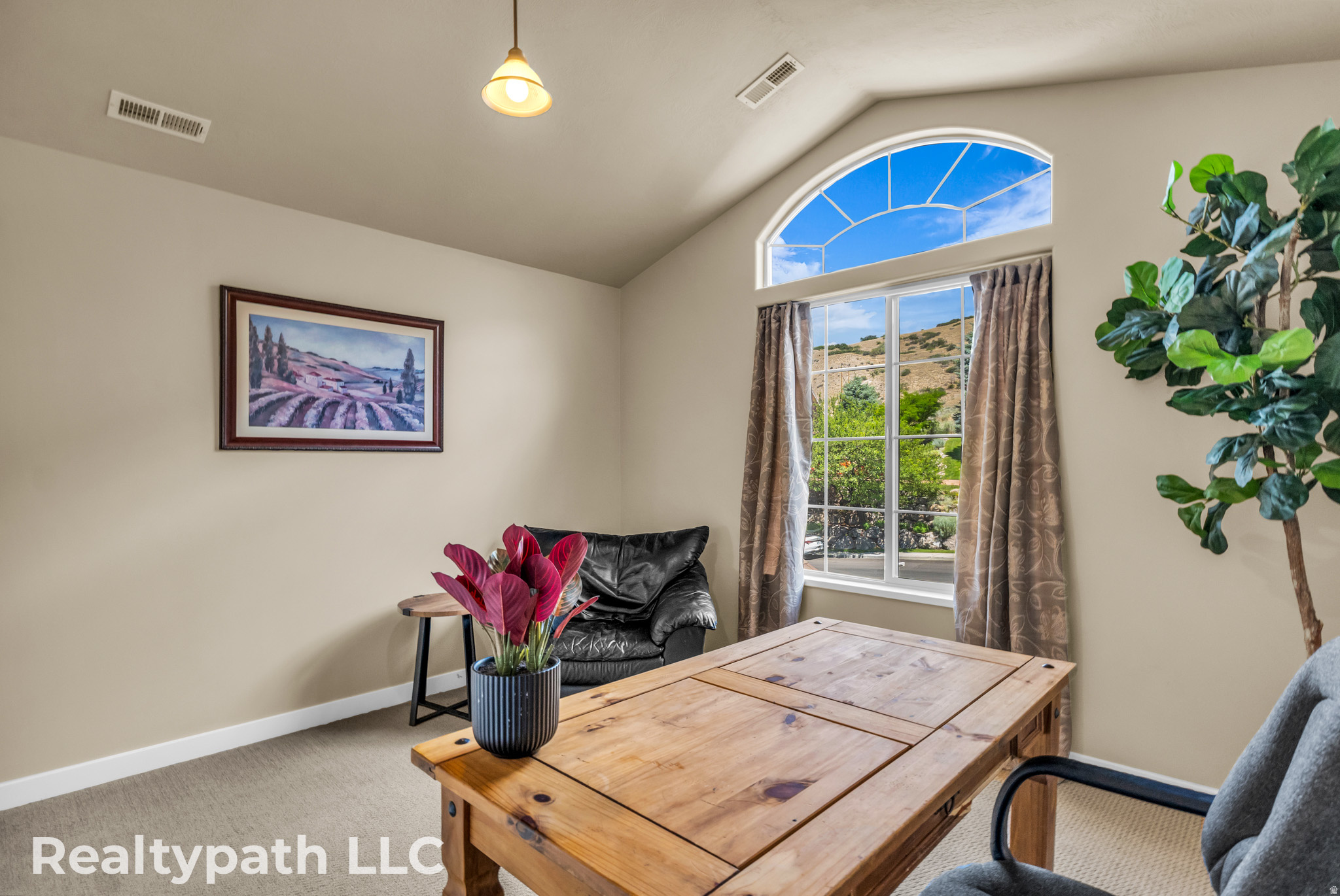 MAHOGANY RIDGE - Residential