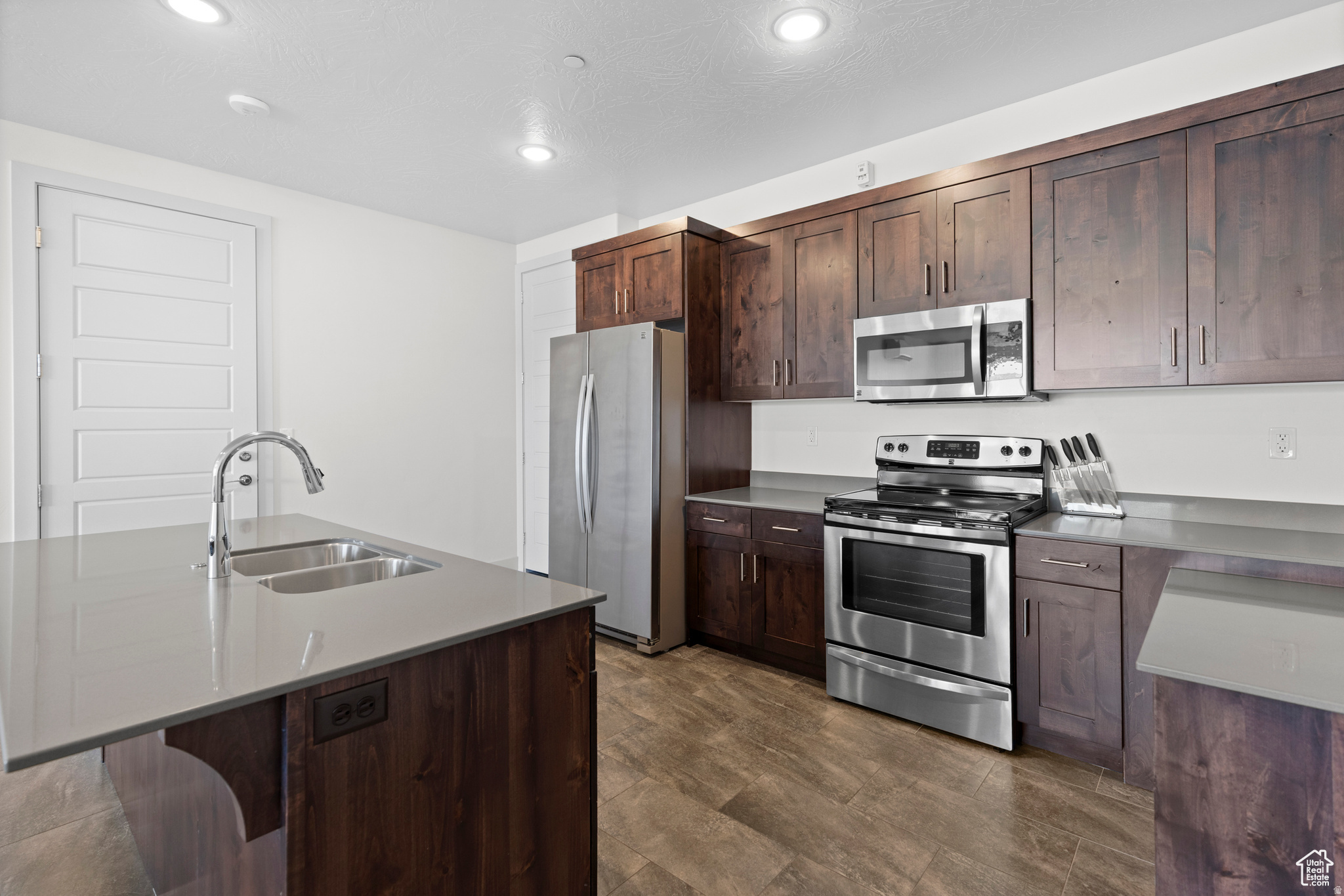 SAND HOLLOW VILLAS - Residential