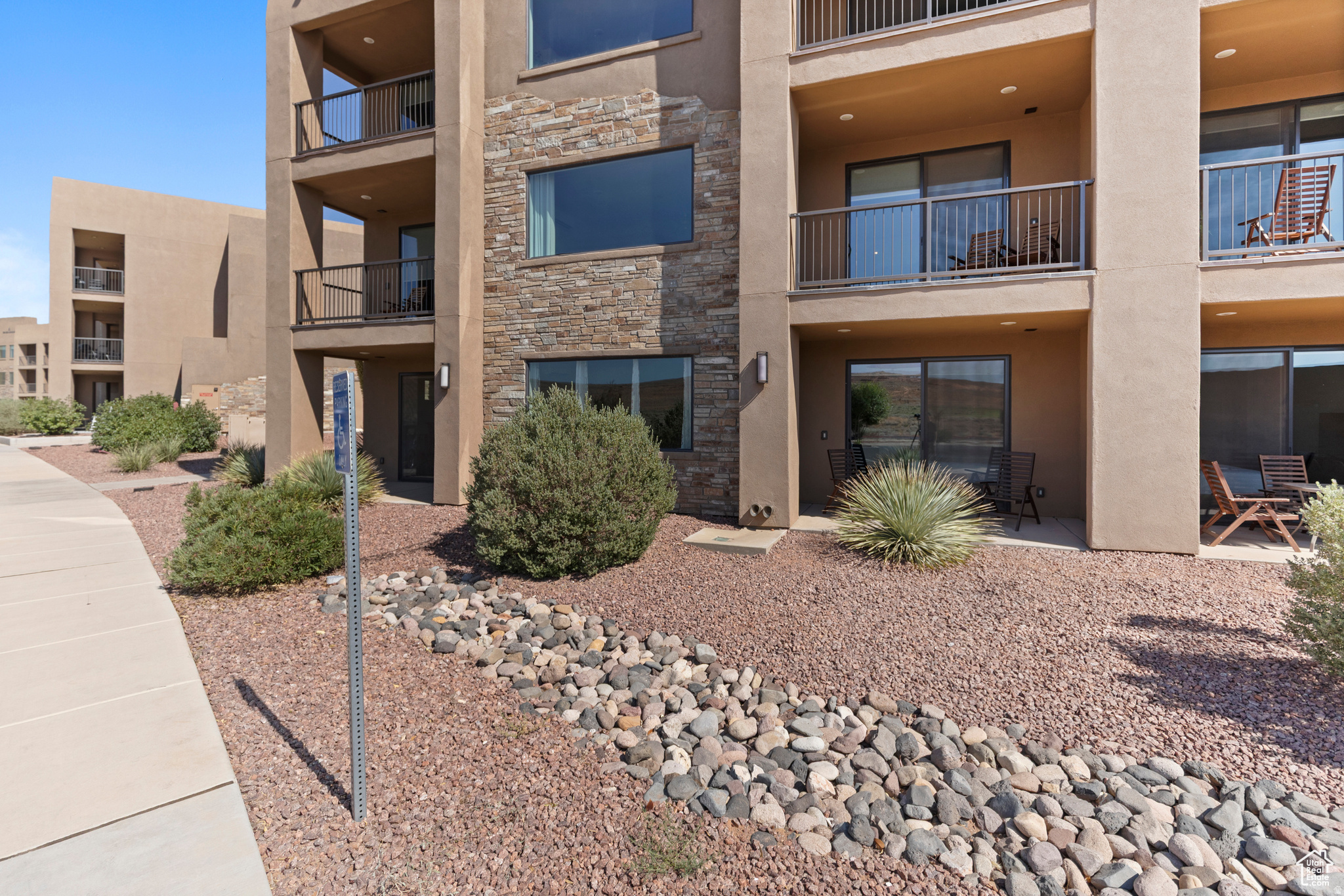 SAND HOLLOW VILLAS - Residential