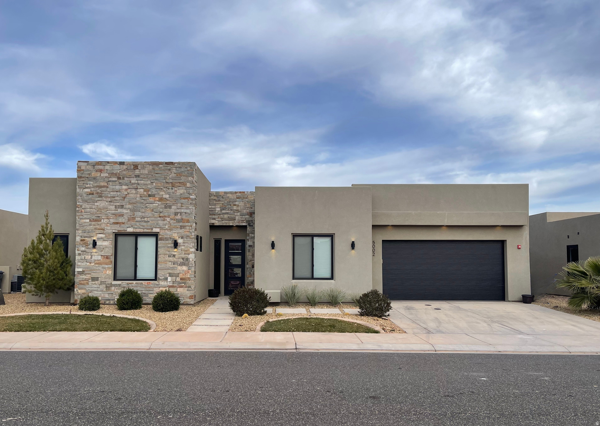 RETREAT AT SAND HOLLOW - Residential