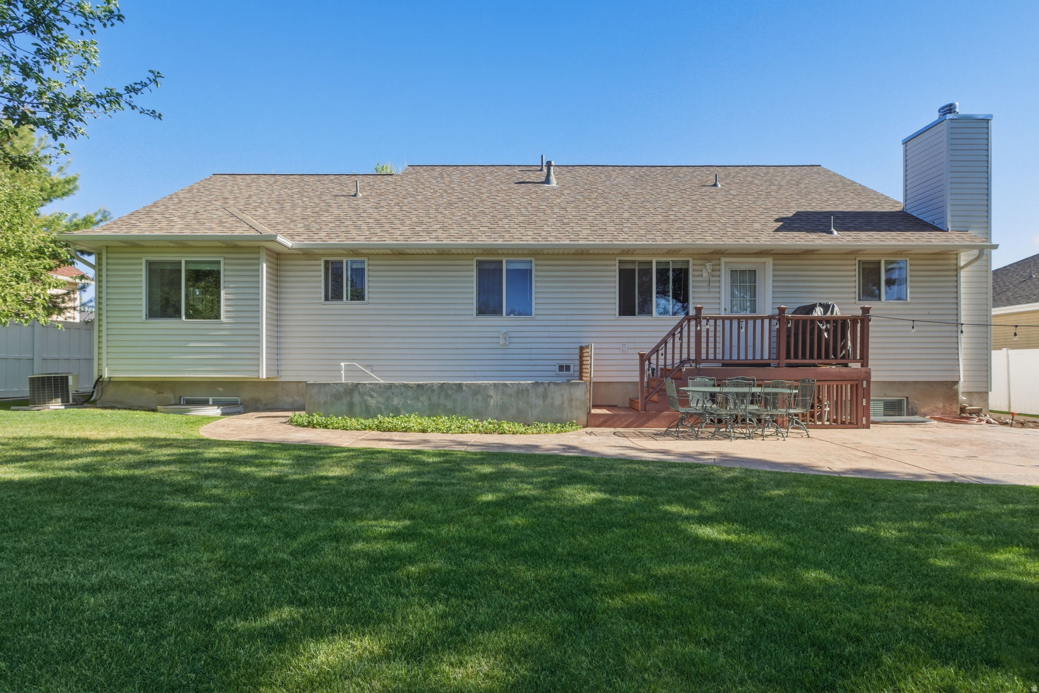 PINE MEADOWS - Residential