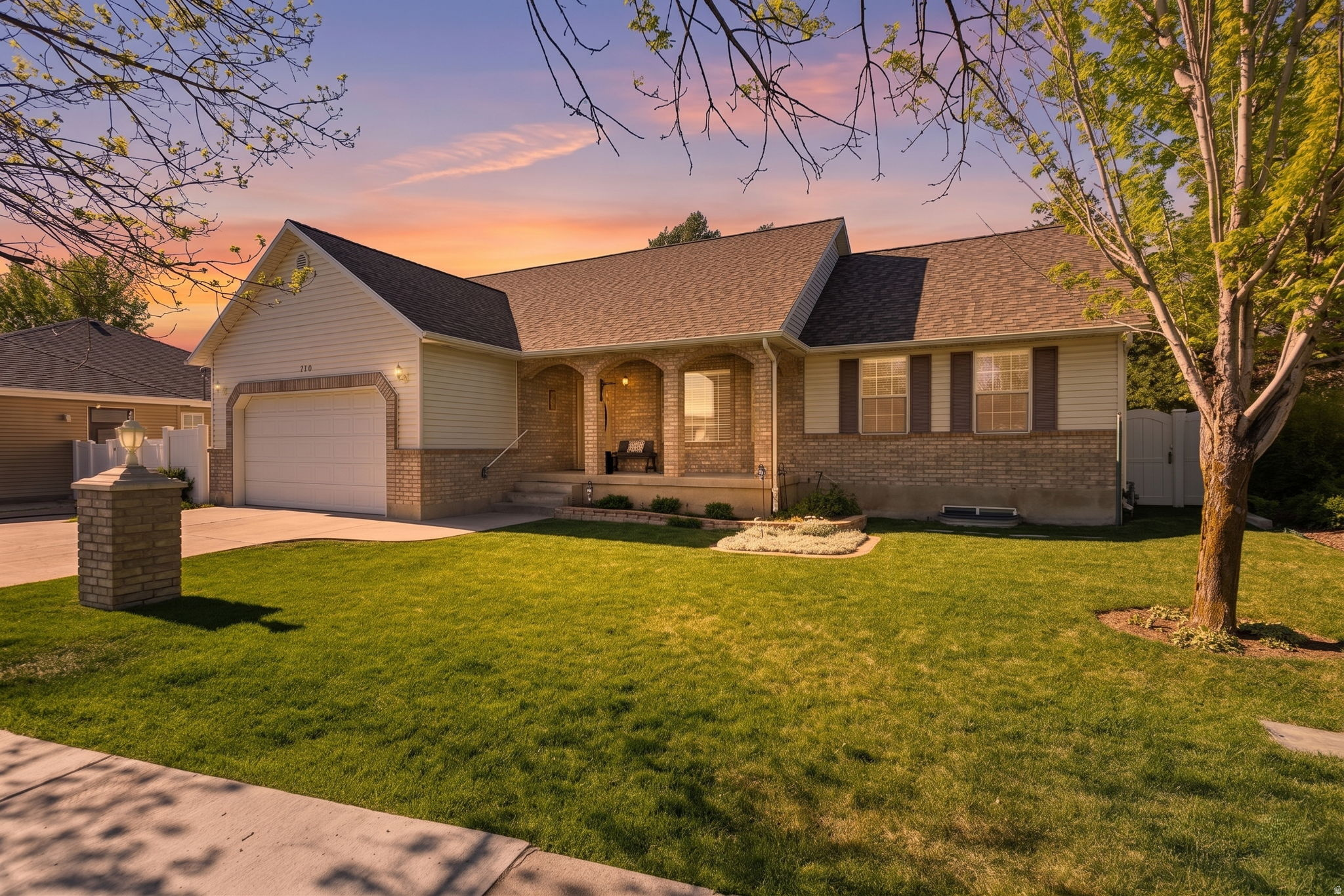 PINE MEADOWS - Residential
