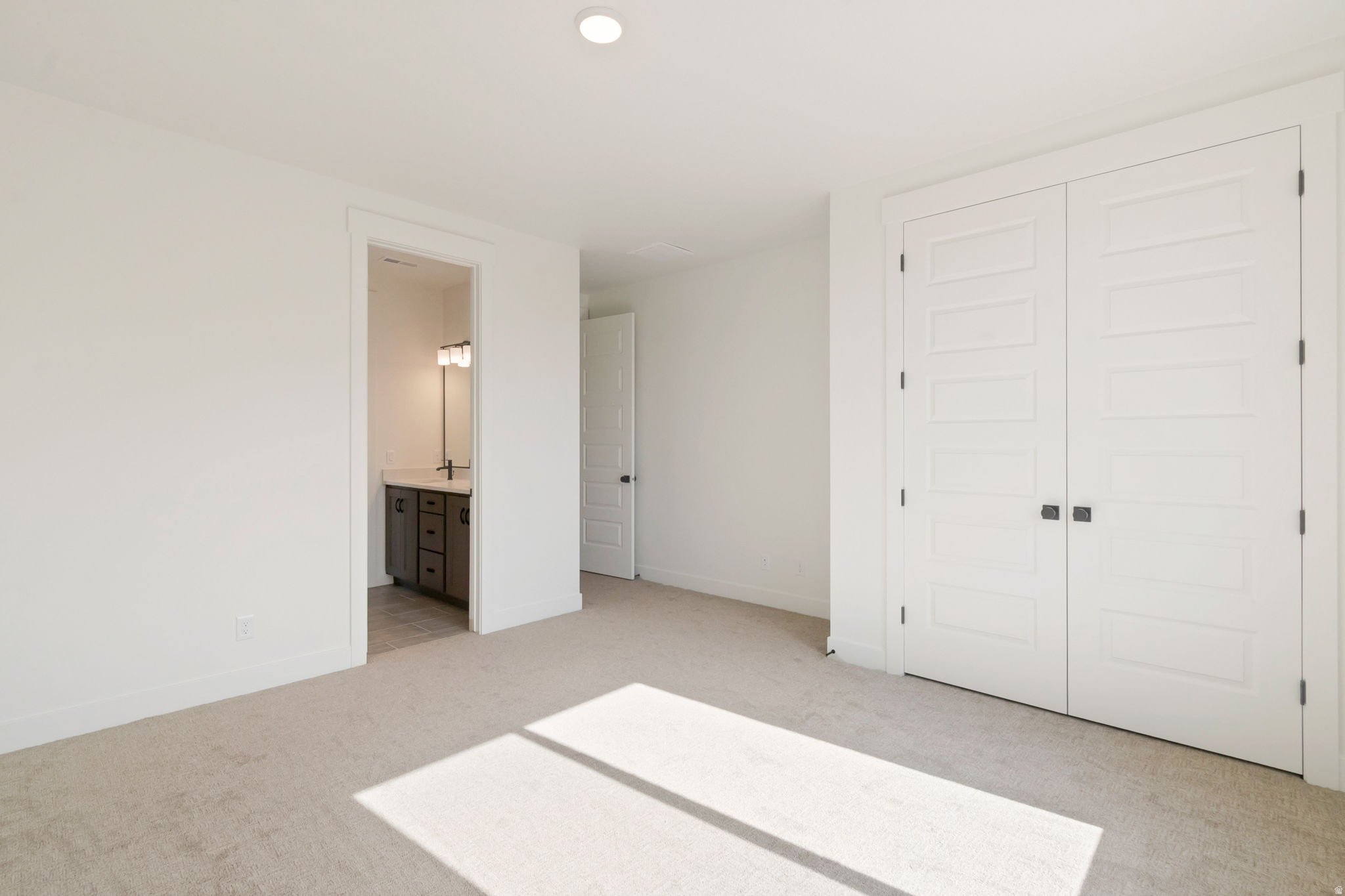 EAGLE HAVEN - Residential