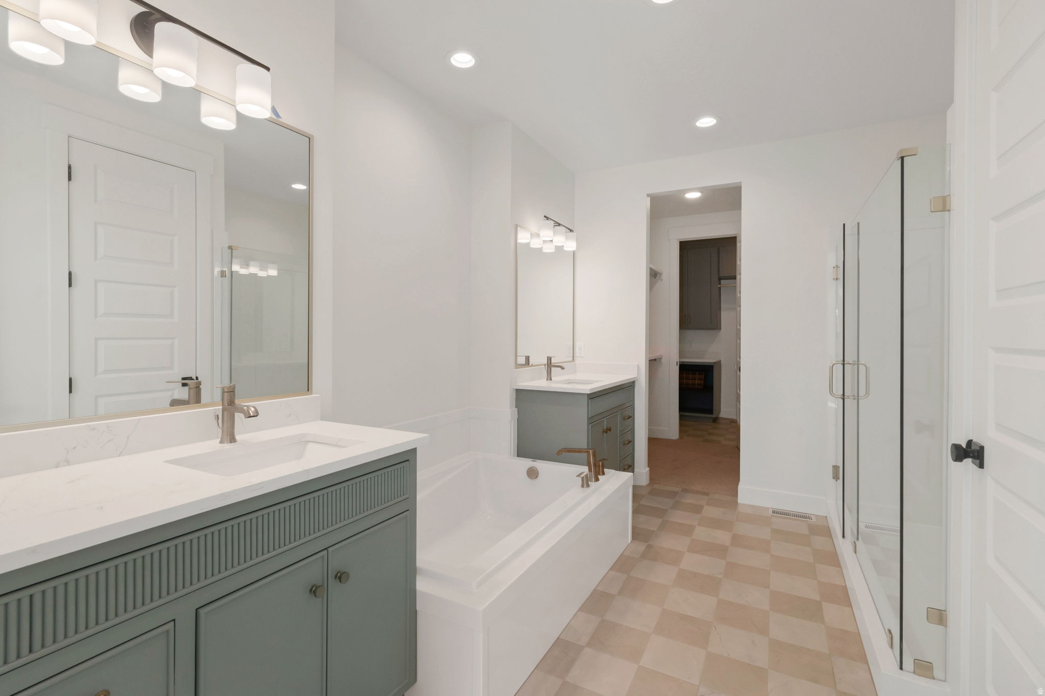 EAGLE HAVEN - Residential