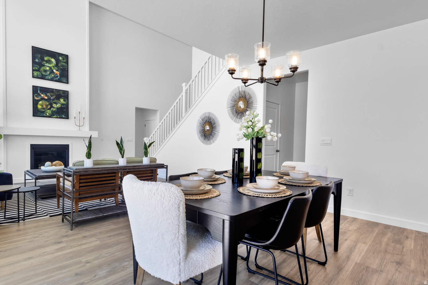 MOUNTAINSIDE ESTATES - Residential