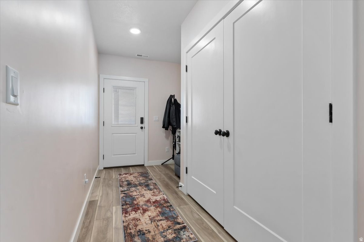 HI-COUNTRY ESTATES - Residential