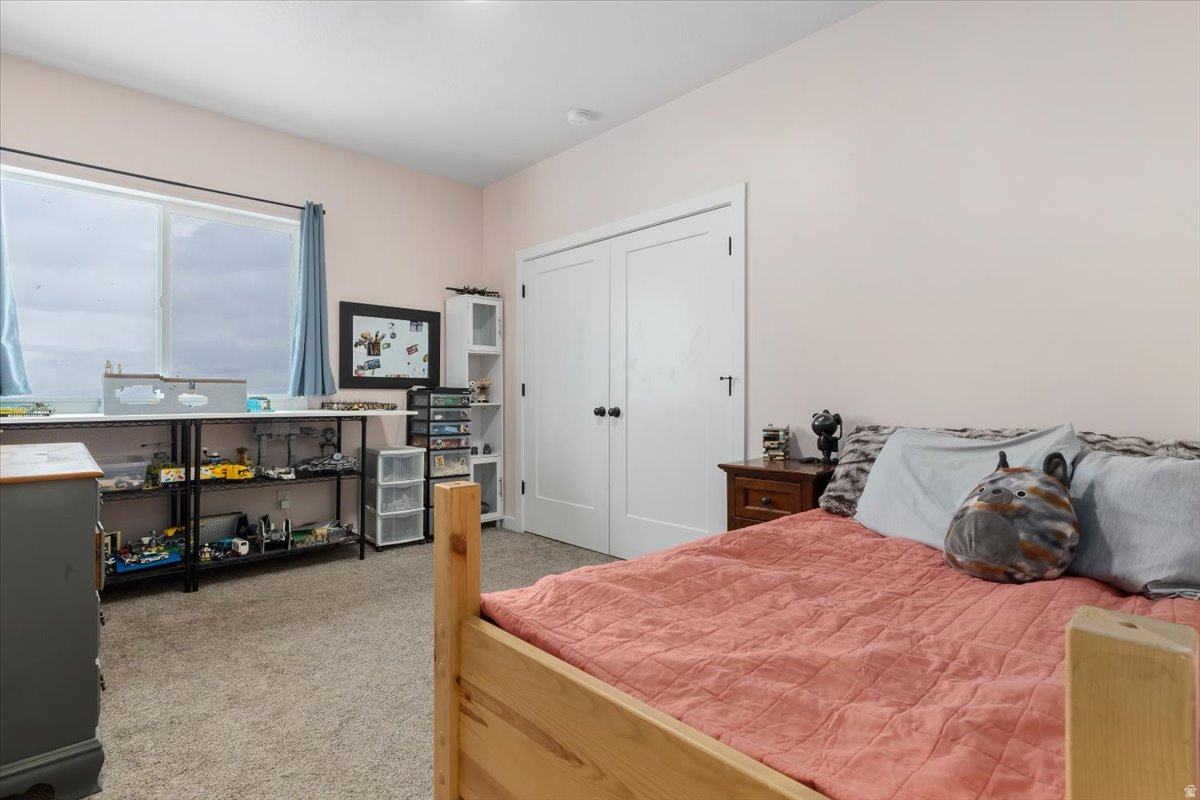 HI-COUNTRY ESTATES - Residential