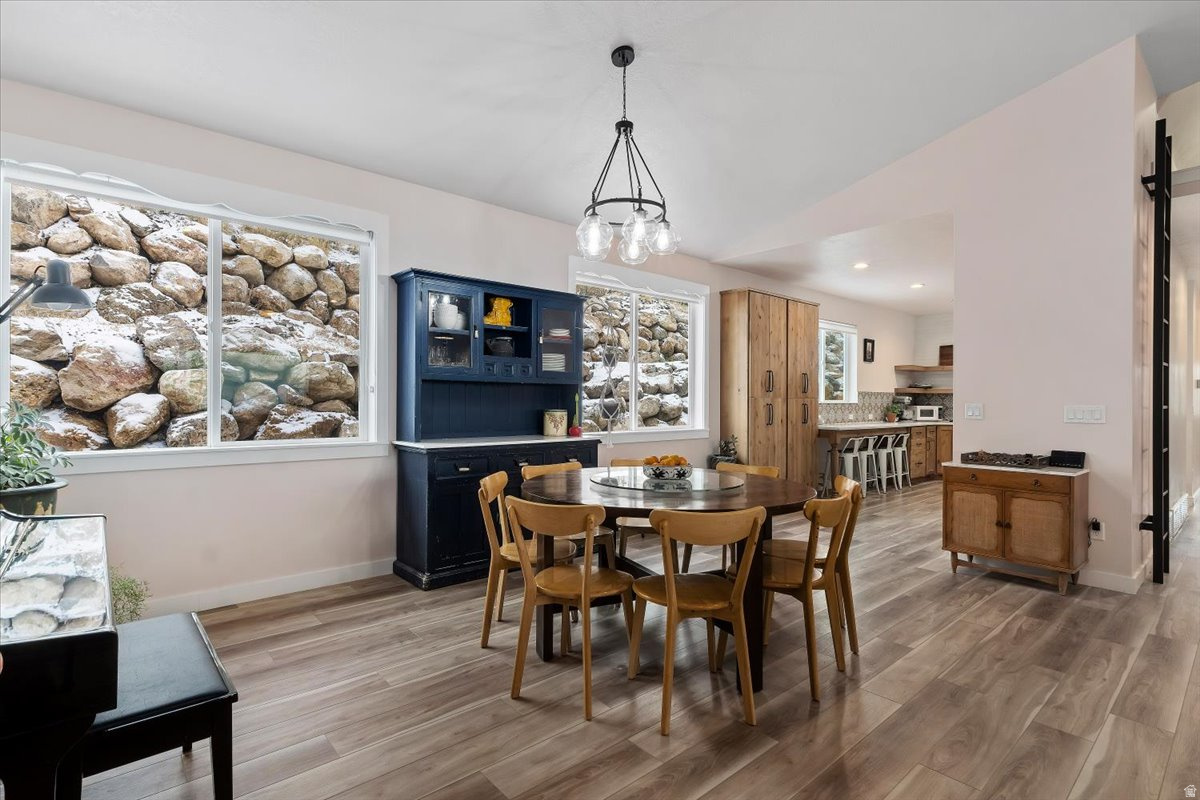 HI-COUNTRY ESTATES - Residential