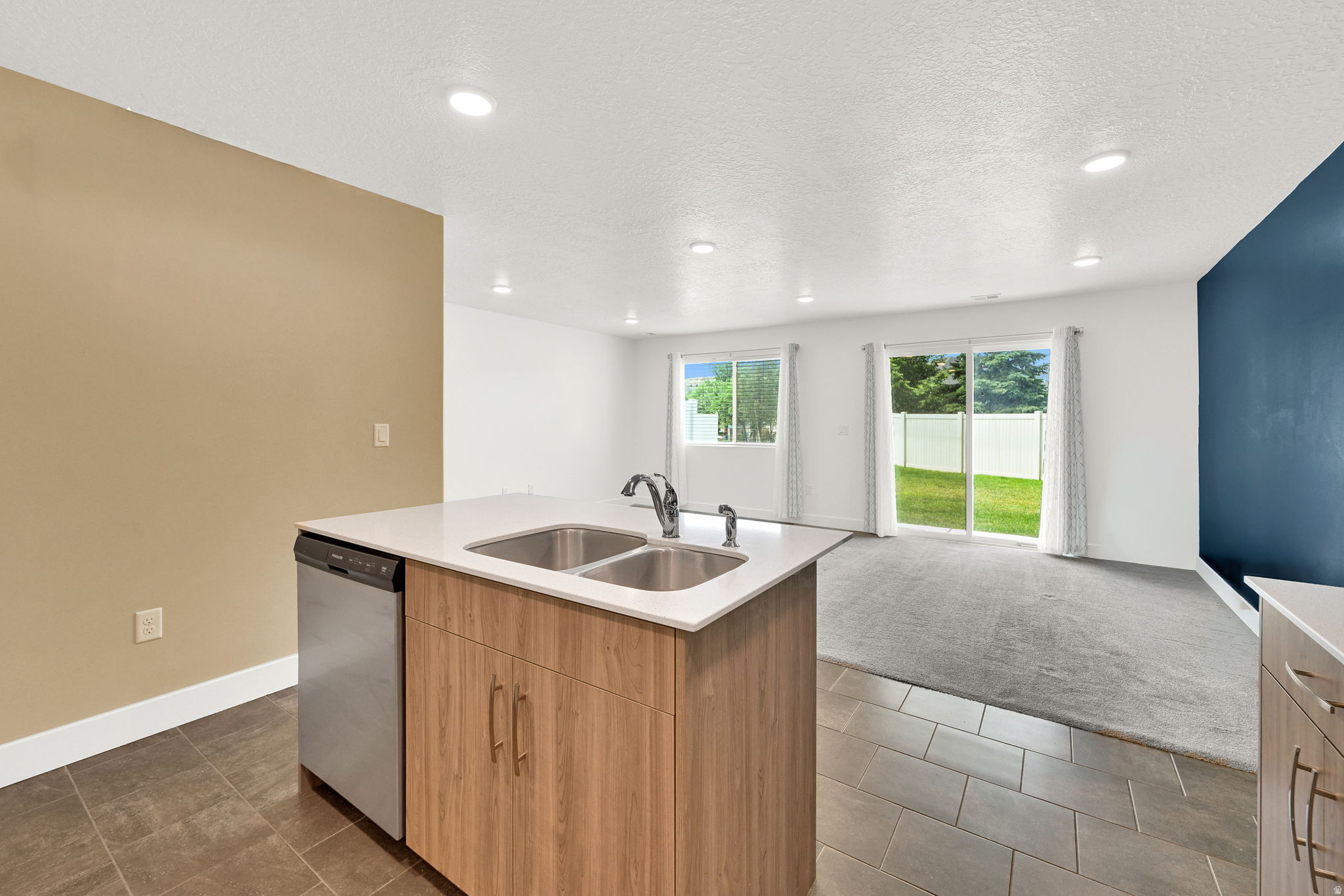 FREEDOM LANDING TOWNHOMES - Residential