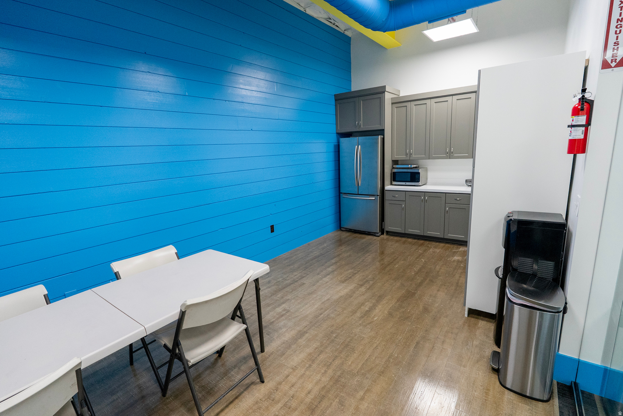 COOPERS HOLLOW - Commercial Sale