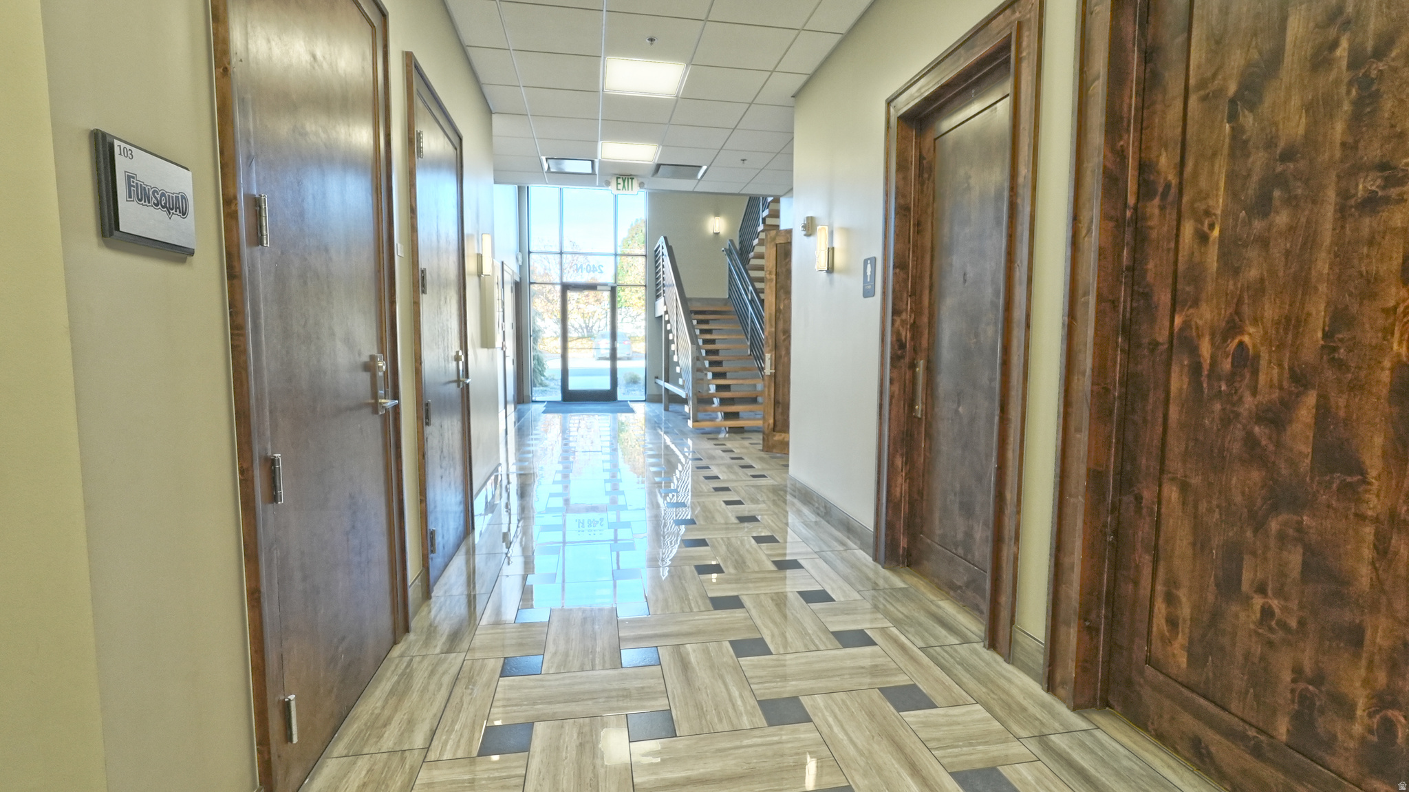 COOPERS HOLLOW - Commercial Sale