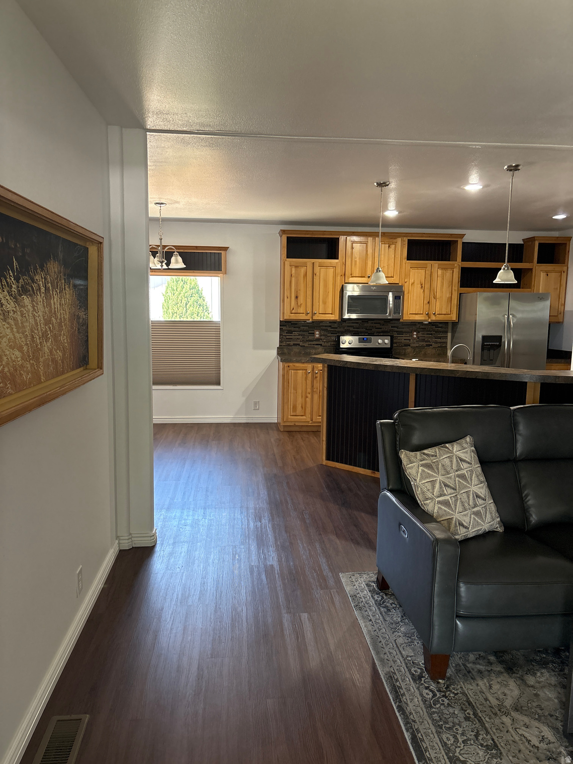 ROLLING HILLS - Residential