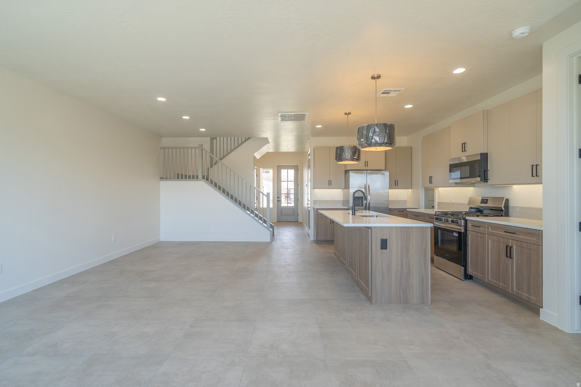 SKY VIEW SUB - Residential