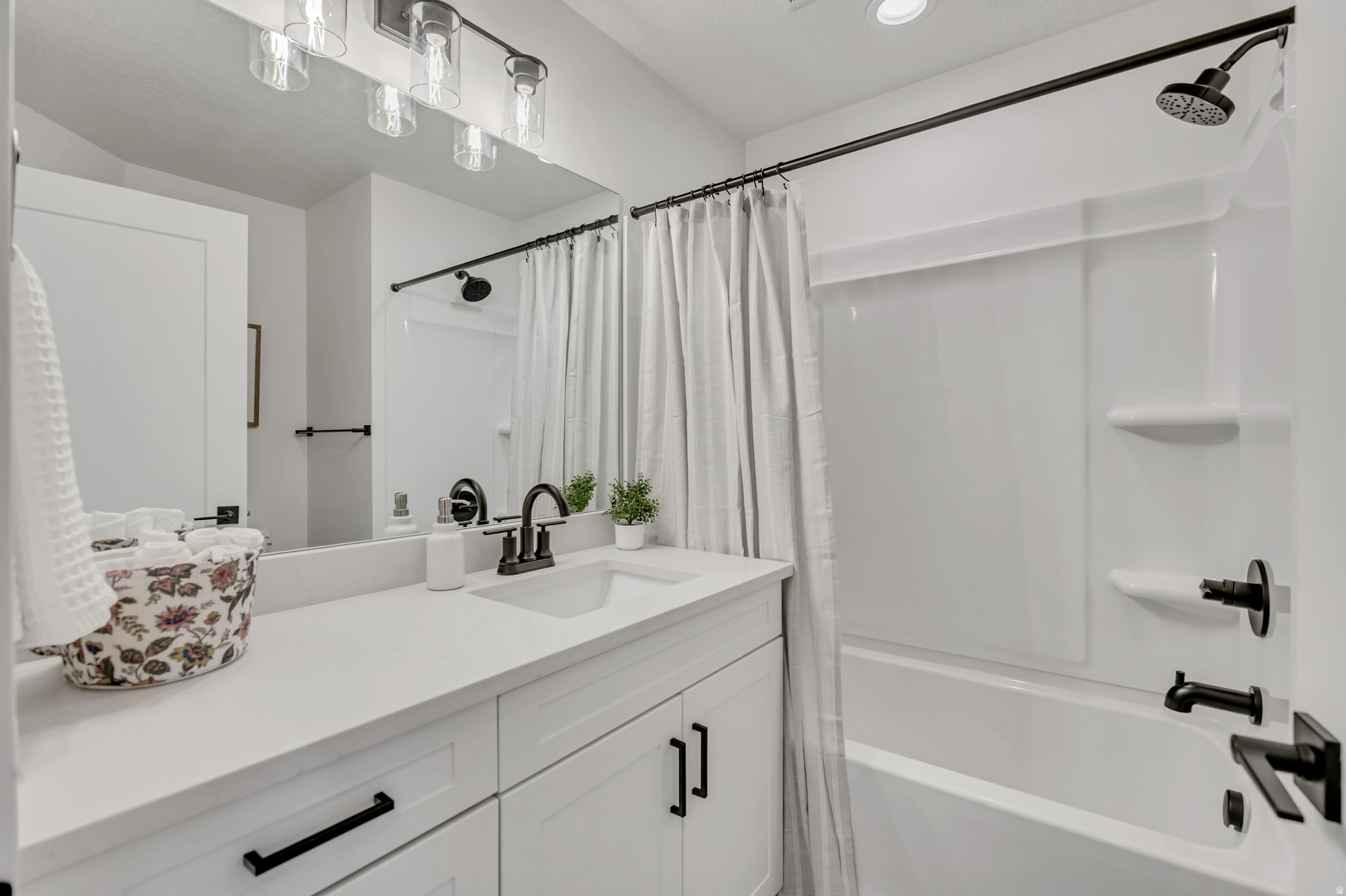 WOODHAVEN ESTATES - Residential