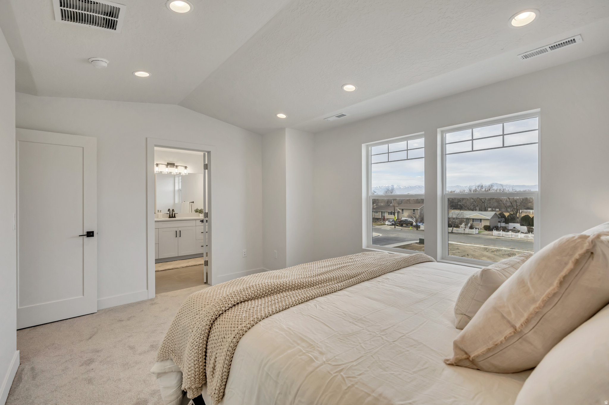 WOODHAVEN ESTATES - Residential