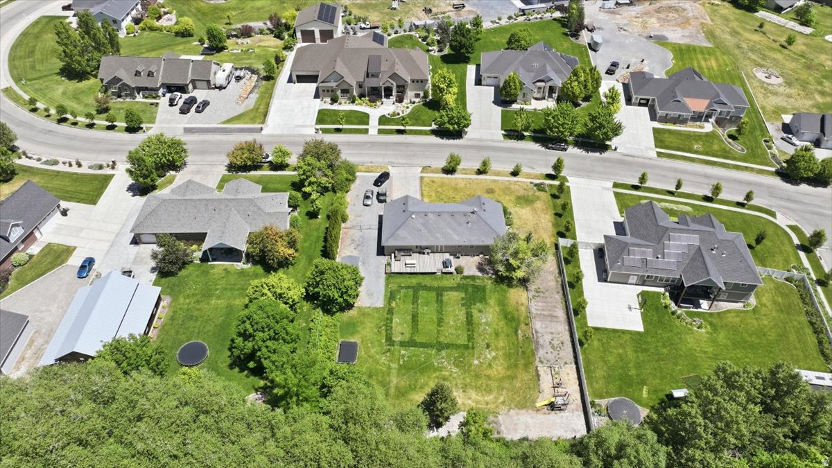 PHEASANT HOLLOW EST - Residential