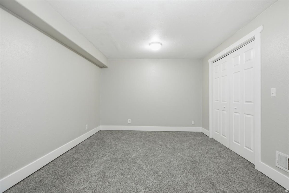 PHEASANT HOLLOW EST - Residential