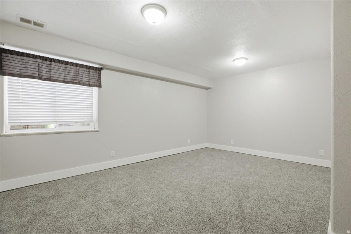 PHEASANT HOLLOW EST - Residential