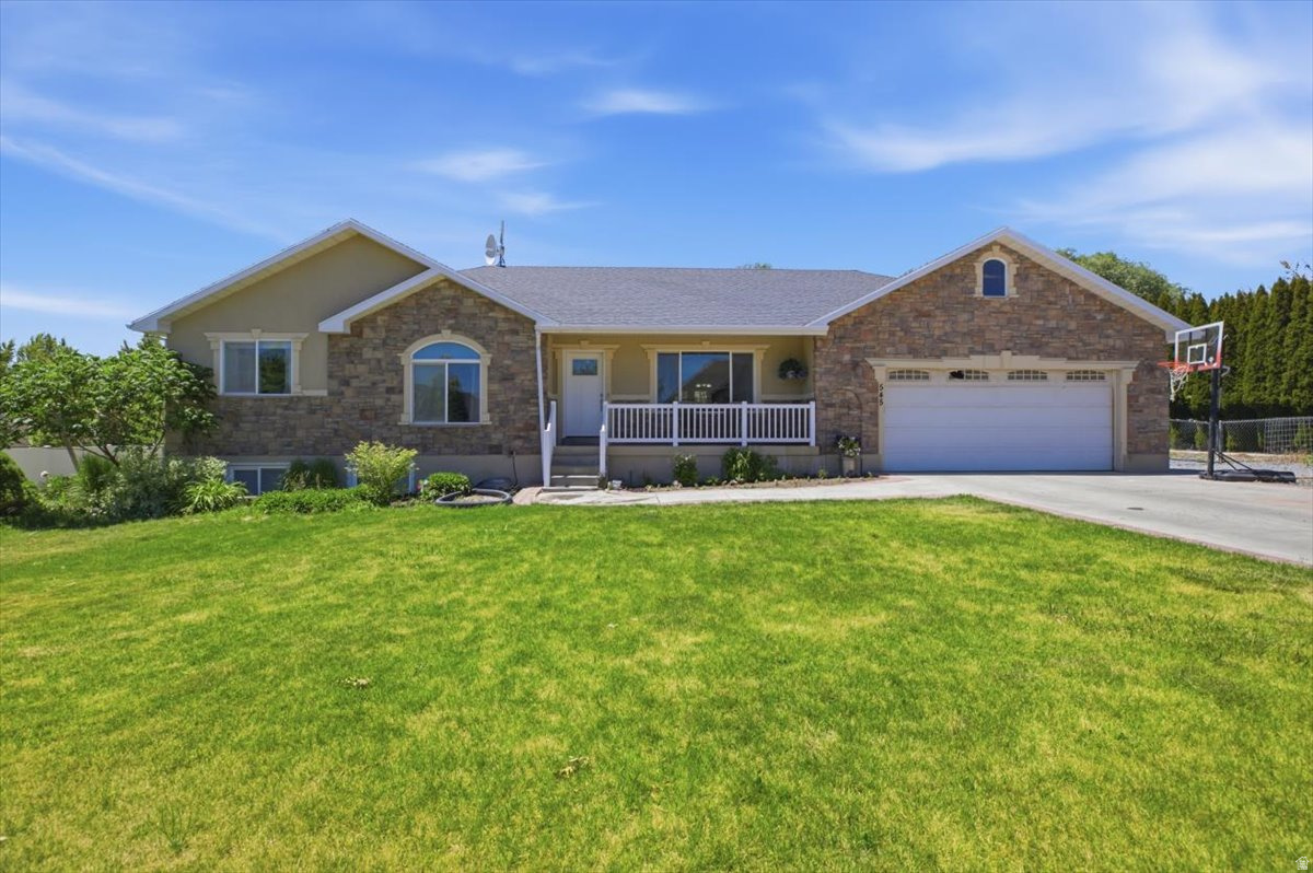 PHEASANT HOLLOW EST - Residential